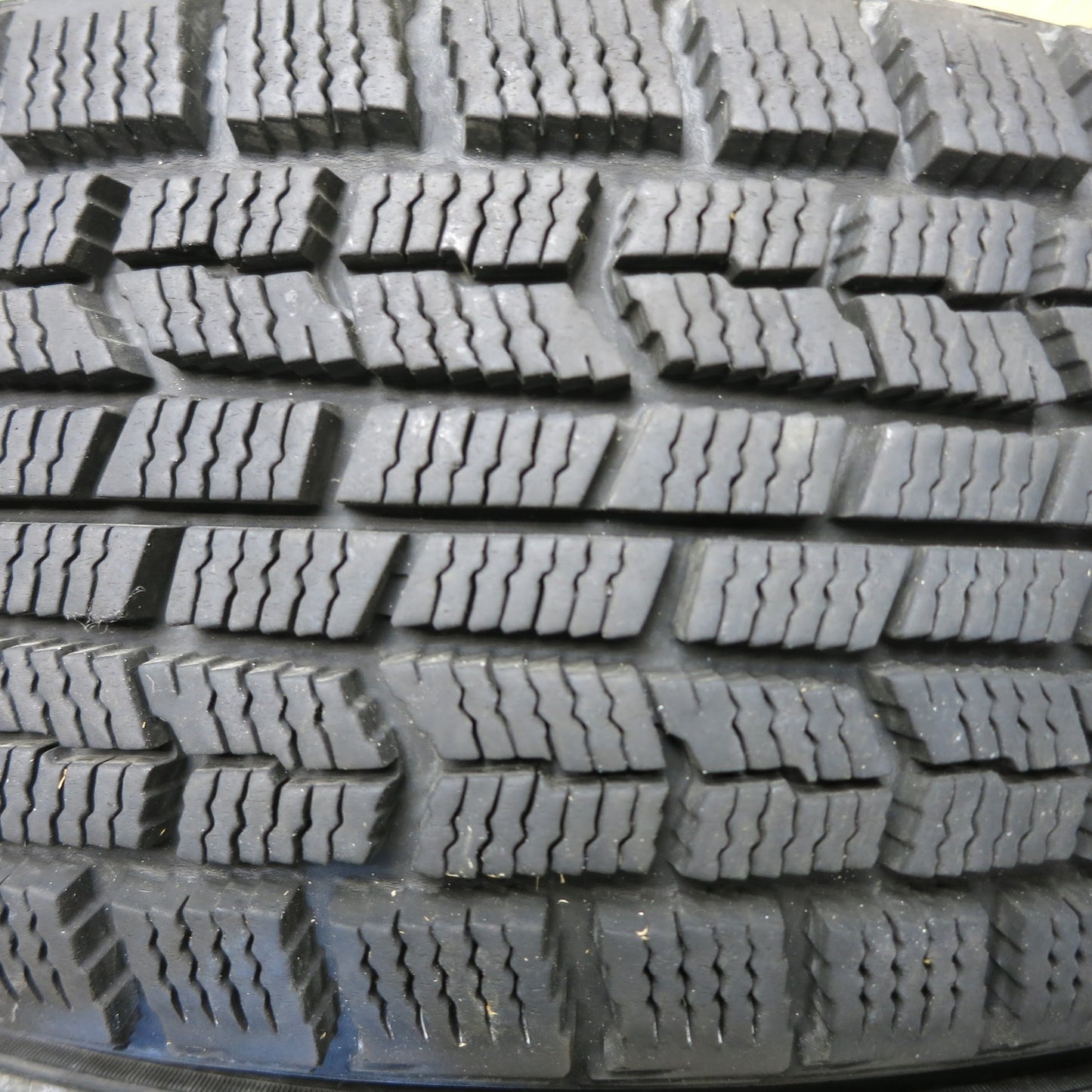 [送料無料]4本価格★スバル タント ムーブ 等 純正 155/65R14 スタッドレス グッドイヤー アイスナビ ZEA 14インチ PCD100/4H★3052313Hス