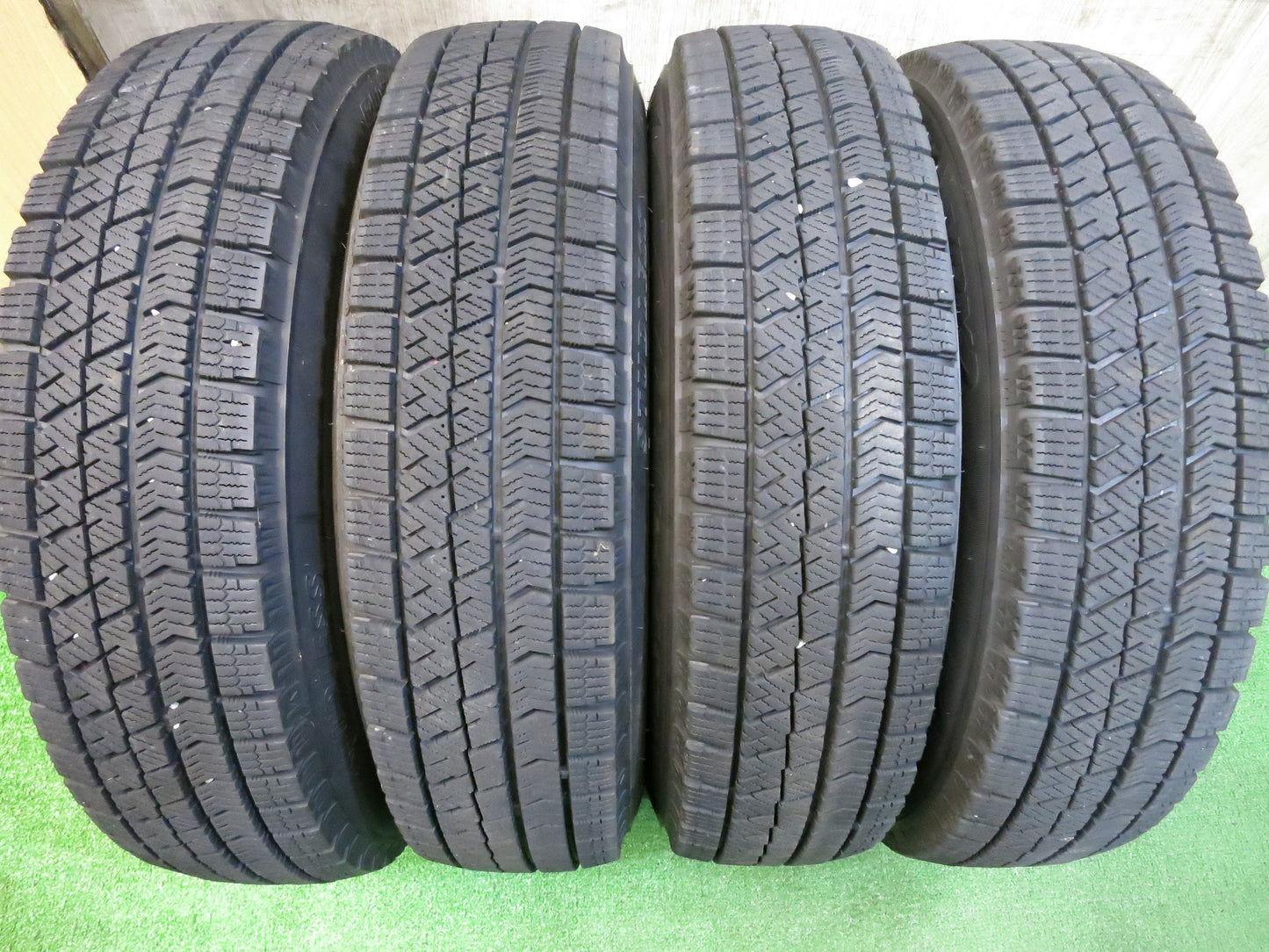 [送料無料]キレイ！18年★スタッドレス 145/80R13 ブリヂストン ブリザック VRX2 PREO 社外 アルミ 13インチ PCD100/4H★2121403Hス