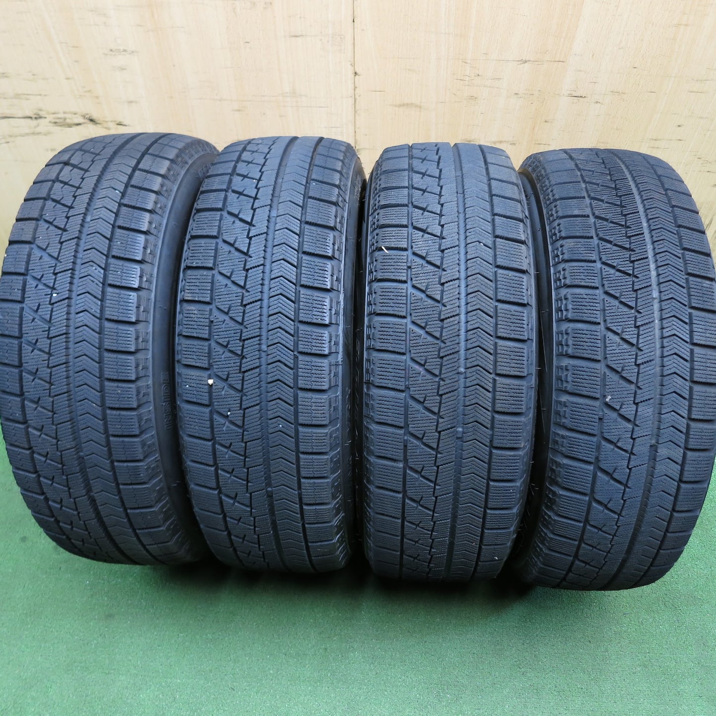 [送料無料]バリ溝！キレイ！9.5分★スタッドレス 195/65R15 ブリヂストン ブリザック VRX ECO FORME エコフォルム 15インチ PCD114.3/5H★3062313Hス