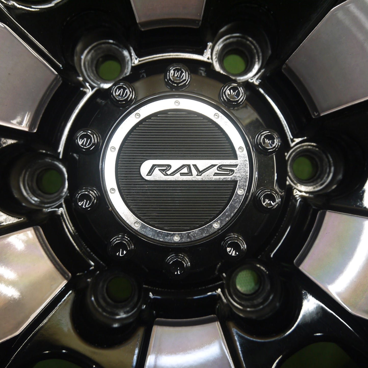 [送料無料]バリ溝！21年！綺麗！9.5分以上★RAYS Team DAYTONA FDX-F6 265/60R18 スタッドレス ダンロップ SJ8 レイズ チームデイトナ PCD139.7/6H★3053001クス