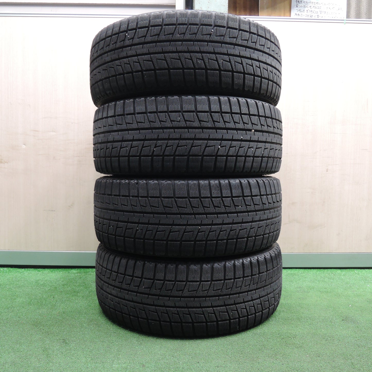 *送料無料*バリ溝！キレイ！8.5分★スバル レガシィ 純正 OP SAA 215/45R17 スタッドレス ブリヂストン ブリザック REVO2 17インチ PCD100/5H★3121201NJス