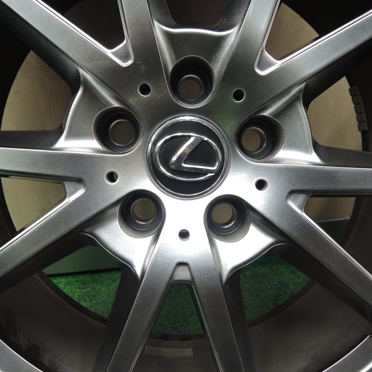 *送料無料*センサー付！バリ溝！19年！綺麗！9分★レクサス 等 225/60R18 スタッドレス ヨコハマ アイスガード G075 社外 アルミ PCD114.3/5H★3111705TNス