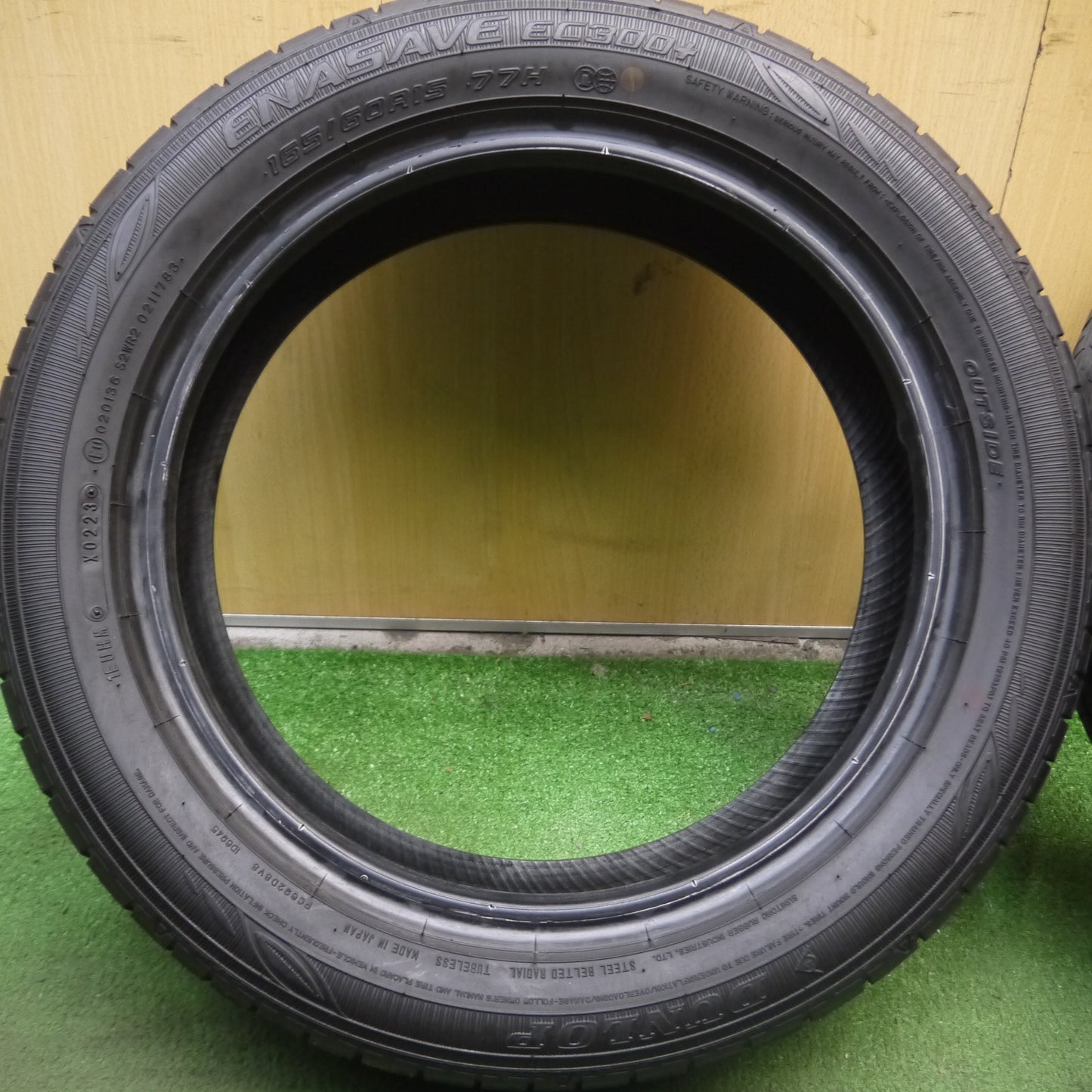 *送料無料*バリ溝！23年！ほぼ10分★165/60R15 ダンロップ エナセーブ EC300+ タイヤ 15インチ ハスラー ワゴンR ソリオ キャスト等★3121909Hノタ