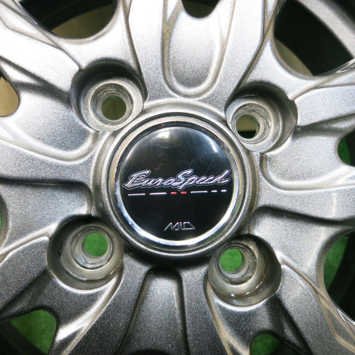 [送料無料] バリ溝！20年！綺麗！8.5分★スタッドレス 145/80R13 ダンロップ ウインターマックスWM02 EuroSpeed PCD100/4H★3120605イス