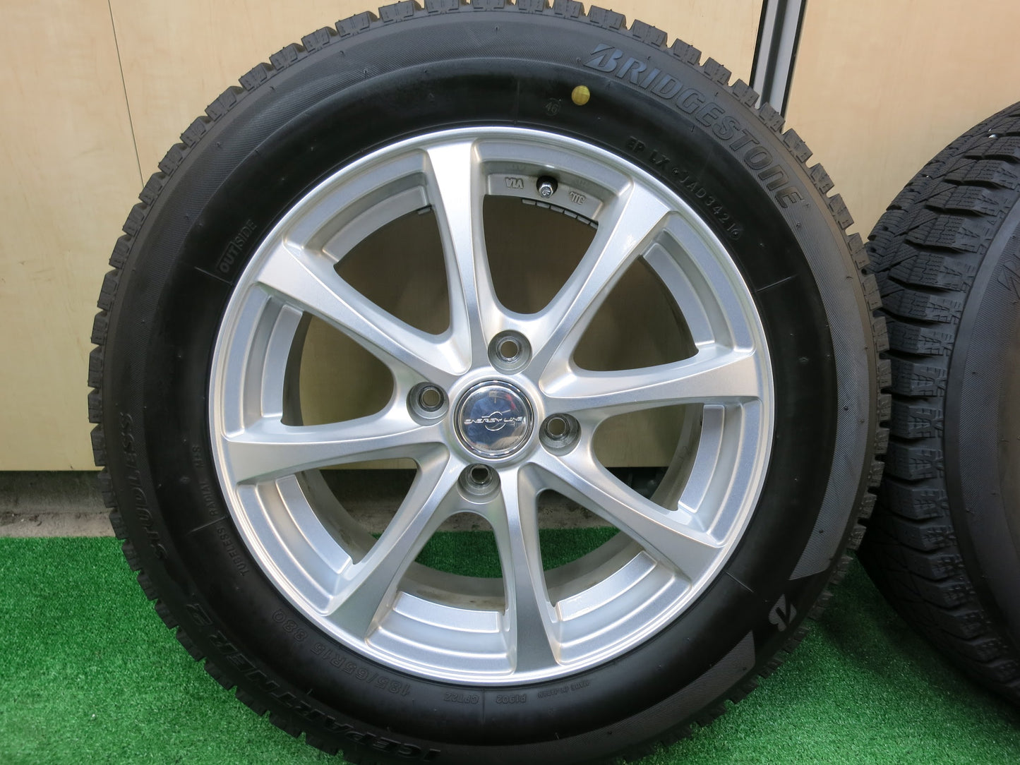 [送料無料]バリ溝！21年！綺麗！ほぼ10分★スタッドレス 185/65R15 ブリヂストン アイスパートナー2 ENERGYLINE エナジーライン 15インチ PCD100/4H★2121306ヒス