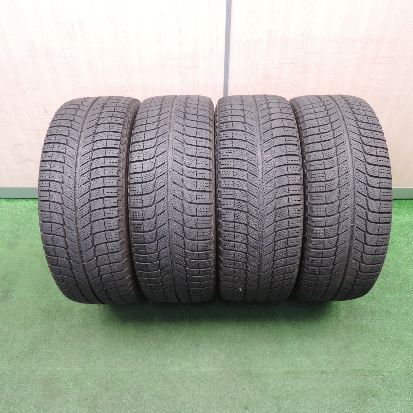 *送料無料*バリ溝！9.5分★ベンツ 等 Team Sparco 225/40R18 スタッドレス ミシュラン X-ICE XI3 チームスパルコ 18インチ PCD112/5H★3120103TNス