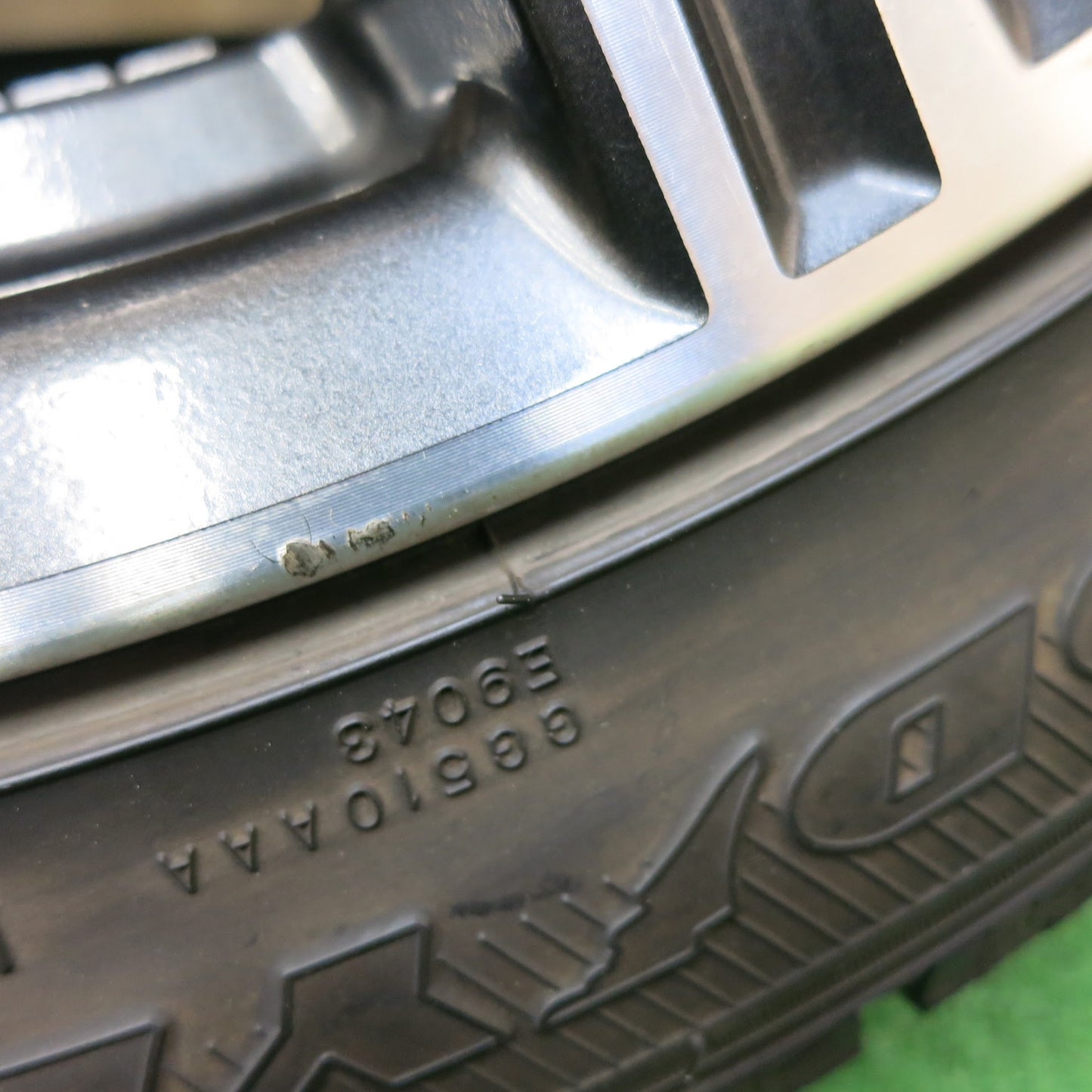 [送料無料]バリ溝！9.5分★トヨタ 86 純正 215/45R17 スタッドレス グッドイヤー アイスナビ6 17インチ PCD100/5H スバル BRZ★3051202ヒス
