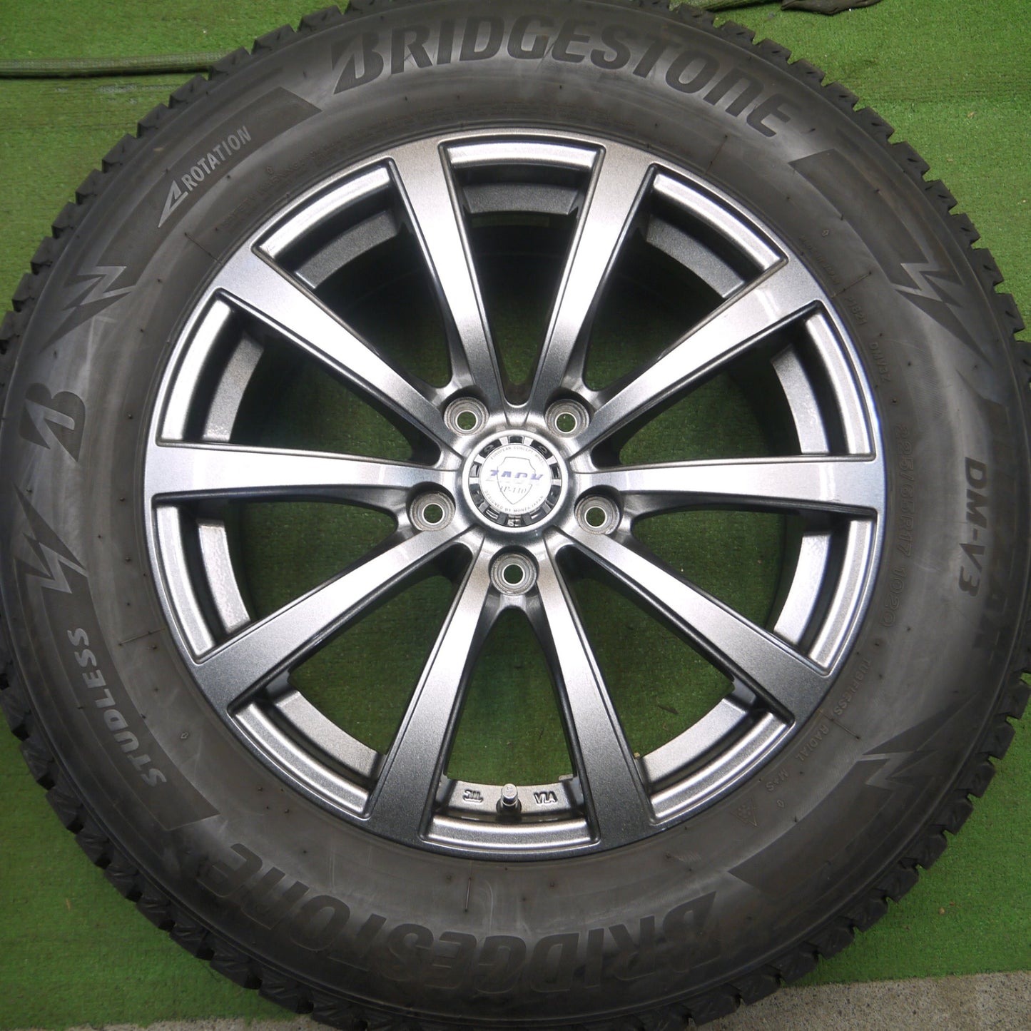 *送料無料* バリ溝！21年！キレイ！9.5分★スタッドレス 225/65R17 ブリヂストン ブリザック DM-V3 ZACK JP-110 MONZA ザック PCD114.3/5H★4030809Hス