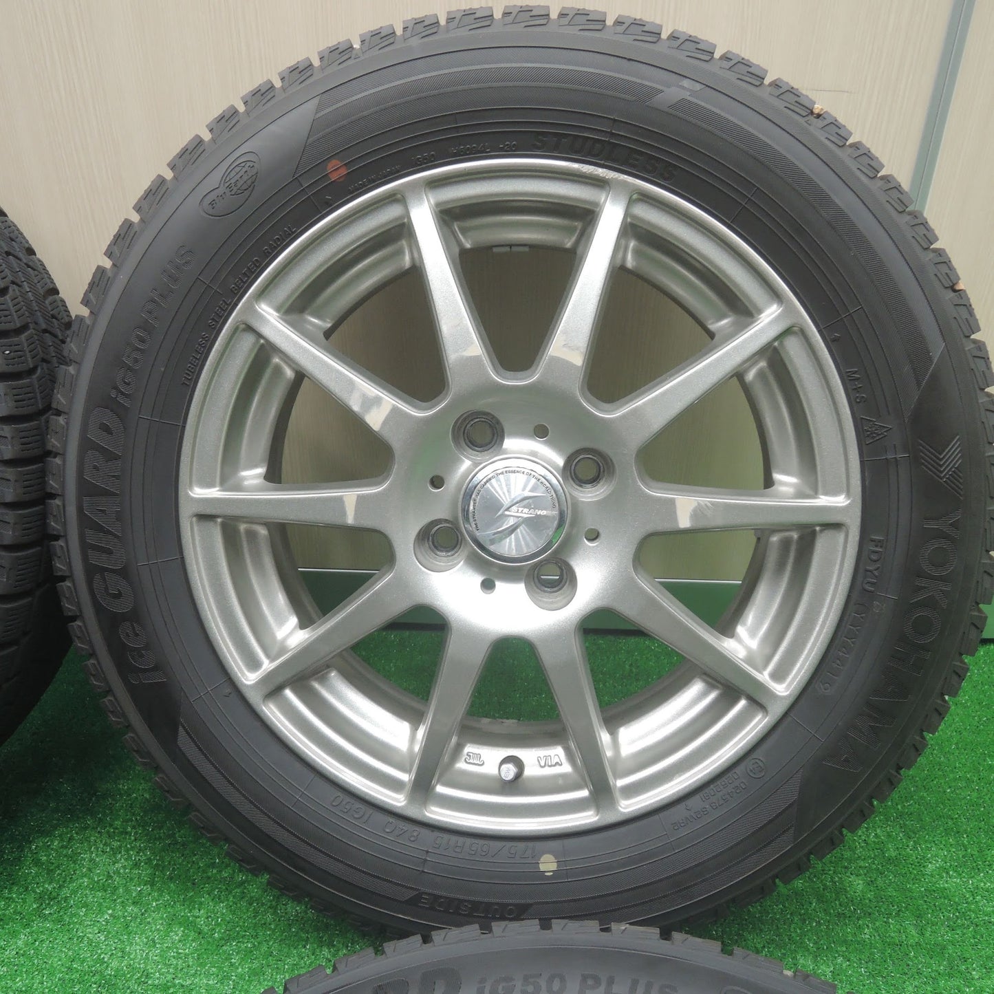 [送料無料]バリ溝！19年！9.5分★スタッドレス 175/65R15 ヨコハマ アイスガード iG50 プラス STRANGER ストレンジャー 15インチ PCD100/4H★3070303SYス
