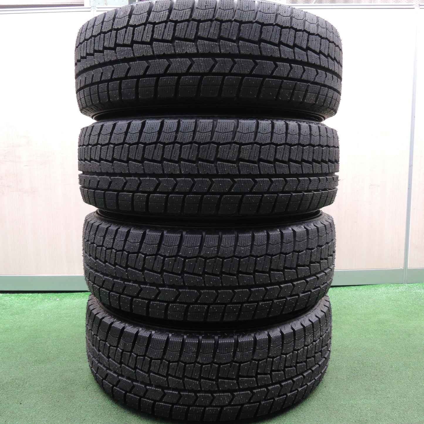 *送料無料*超バリ溝！20年！キレイ！ほぼ10分★プリウス 等 195/65R15 スタッドレス ダンロップ ウインターマックス WM02 TEAD テッド 15インチ PCD100/5H★3121008HAス