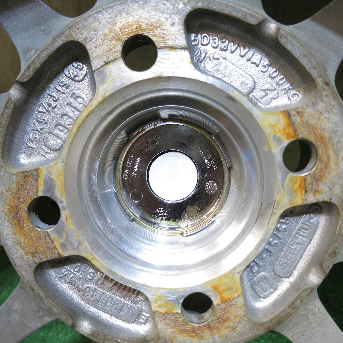 [送料無料]バリ溝！キレイ！9分★スタッドレス 185/65R15 ブリヂストン ブリザック VRX2 ECO FORME エコフォルム 15インチ PCD100/4H★3061301Hス