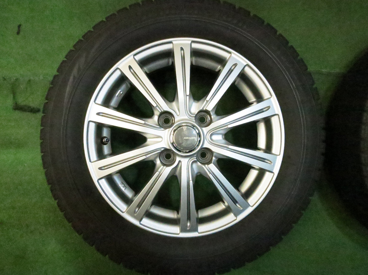 [送料無料]キレイ★スタッドレス 165/65R14 ブリヂストン ブリザック VRX MiLLOUS ミルアス 14インチ PCD100/4H★3022802Hス