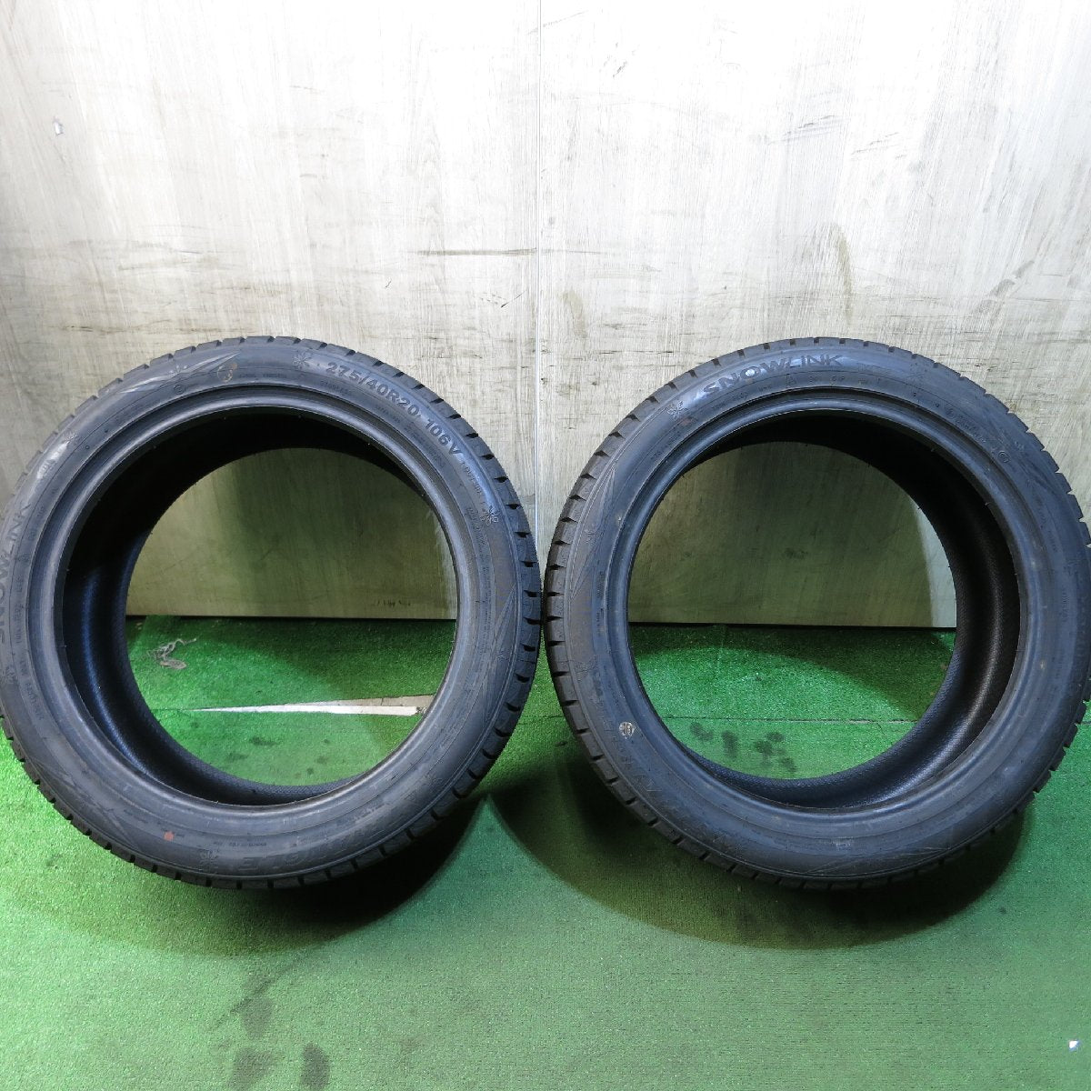 [送料無料]未使用！20年★スタッドレス 275/40R20 トライアングル SNOWLINK タイヤ 20インチ レクサス BMW 等★3062114Hスタ