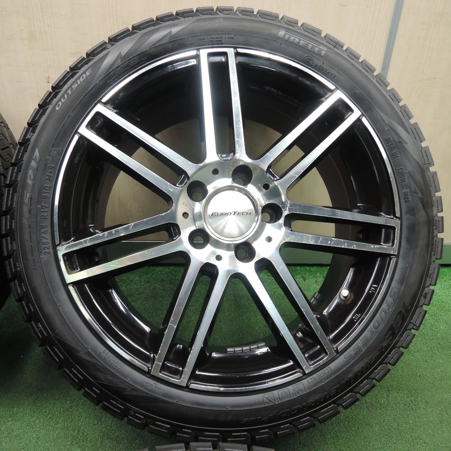 *送料無料* バリ溝！20年！ほぼ10分★ベンツ 等 EUROTECH 225/45R17 スタッドレス ピレリ アイスアシンメトリコ ユーロテック 17インチ PCD112/5H★4030506TNス