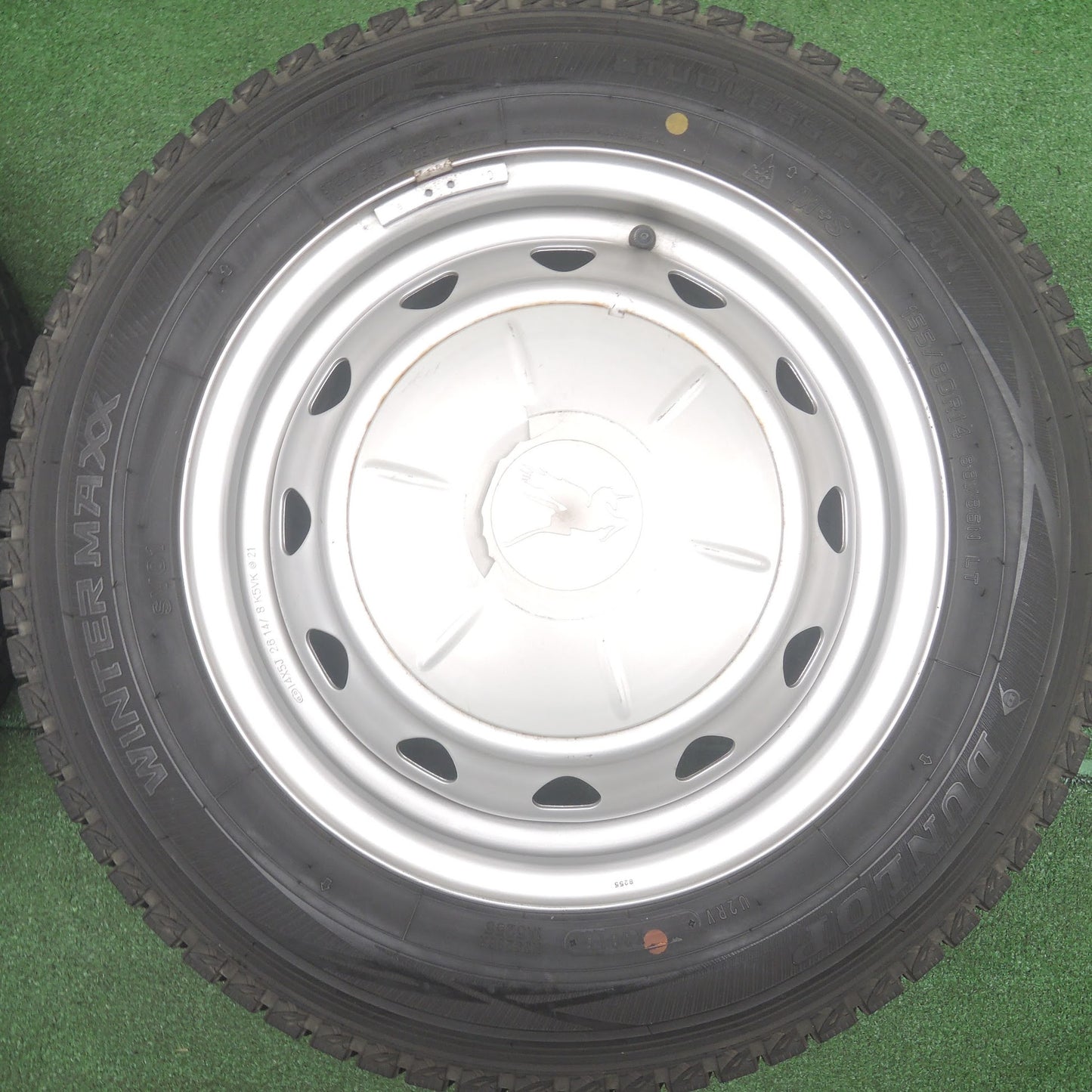 [送料無料]バリ溝！9.5分★スタッドレス 155/80R14 88/86N ダンロップ ウインターマックスSV01 スチール ホイール 14インチ PCD100 114.3/4H マルチ★3111814HAス
