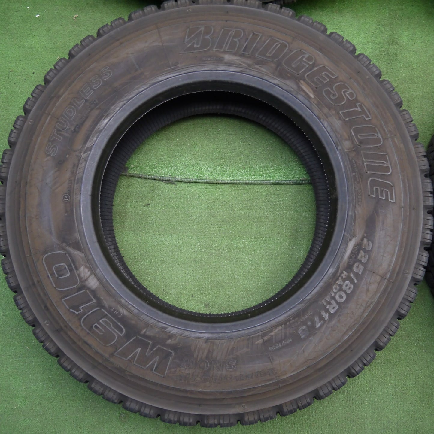 [送料無料]4本価格！22年★トラック タイヤ 225/80R17.5 123/122L スタッドレス ブリヂストン W910 17.5インチ★3050302クスタ