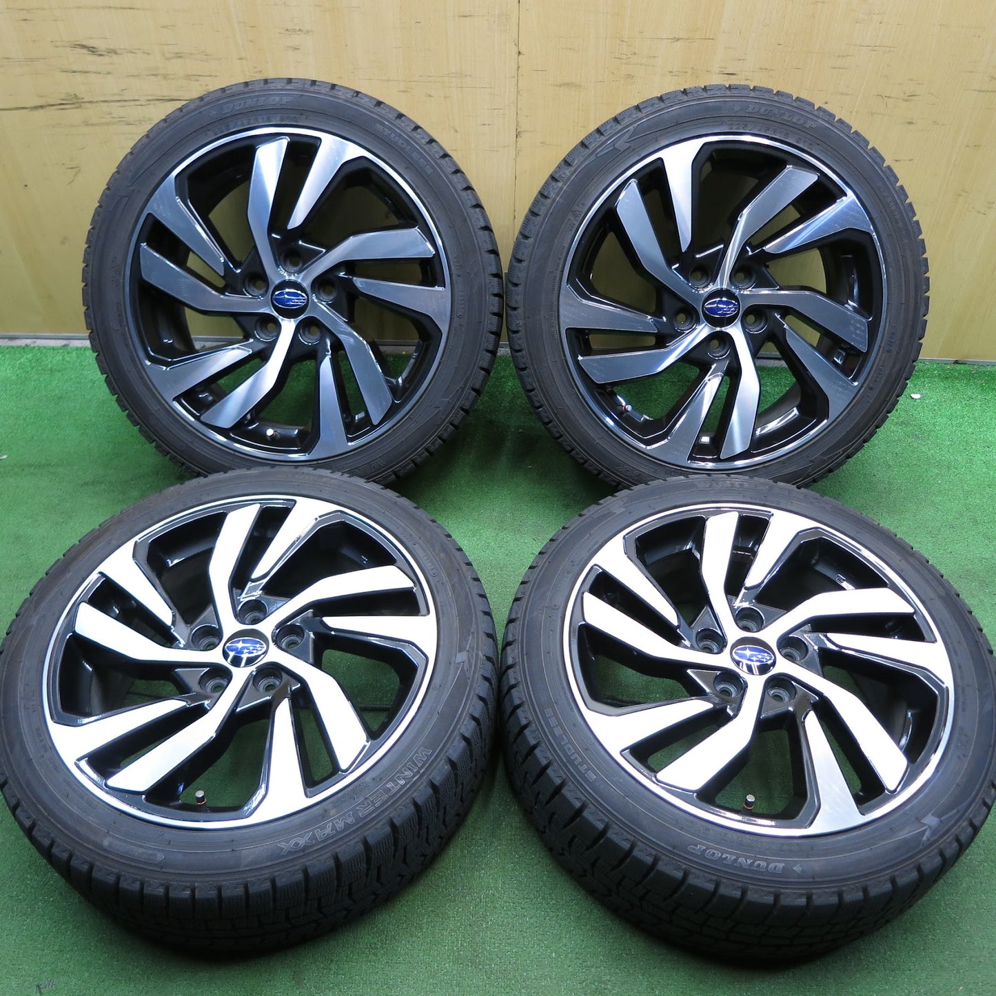 [送料無料]バリ溝！綺麗！9.5分★スバル VM系 レヴォーグ 純正 225/45R18 スタッドレス ダンロップ ウインターマックス WM02 18インチ PCD114.3/5H★3060609Hス