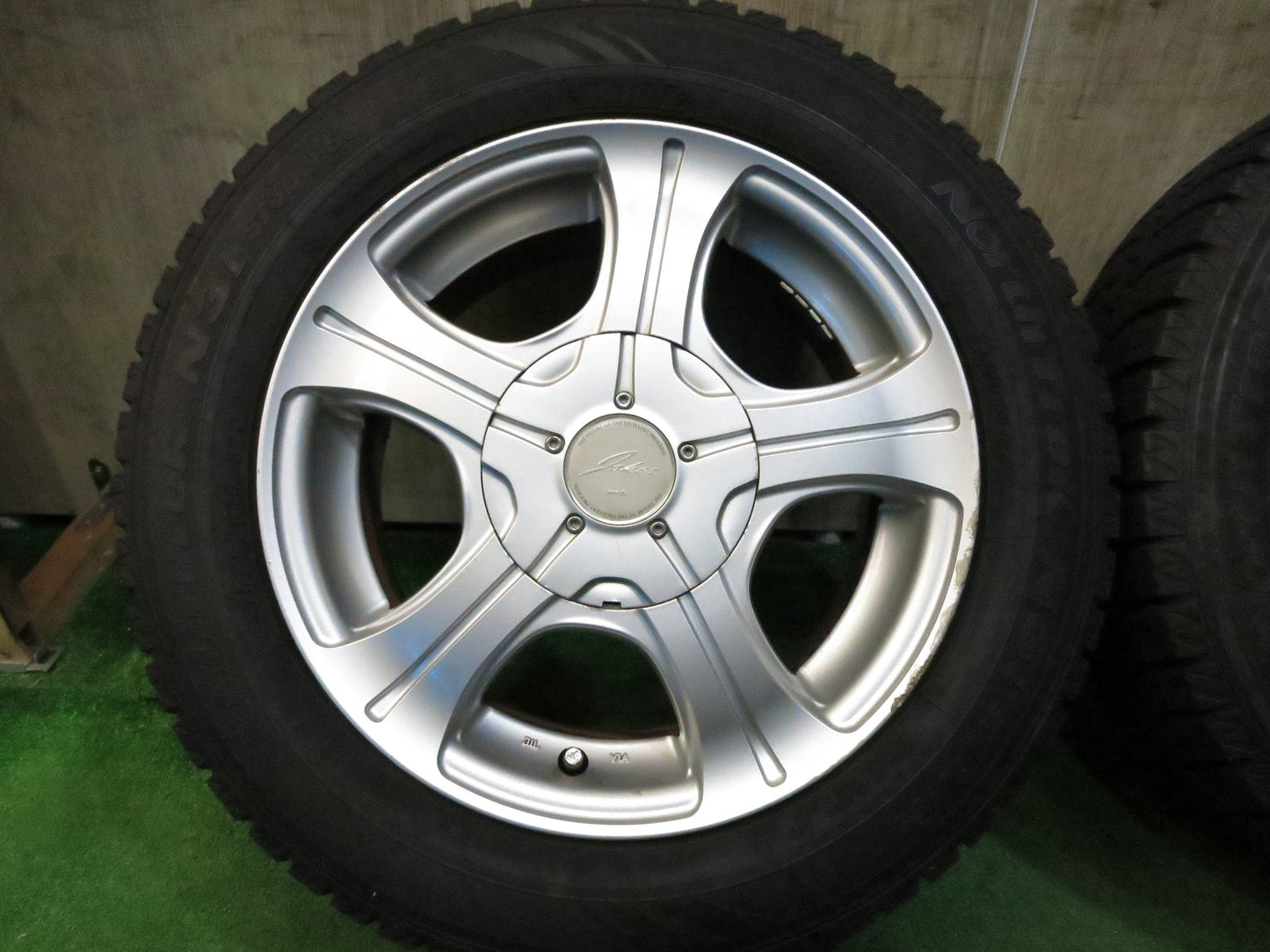 [送料無料]バリ溝！18年！ほぼ10分★スタッドレス 175/65R14 オートバックス ノーストレックN3i JOKER ジョーカー 14インチ PCD100 114.3/4H マルチ★2122604Hス