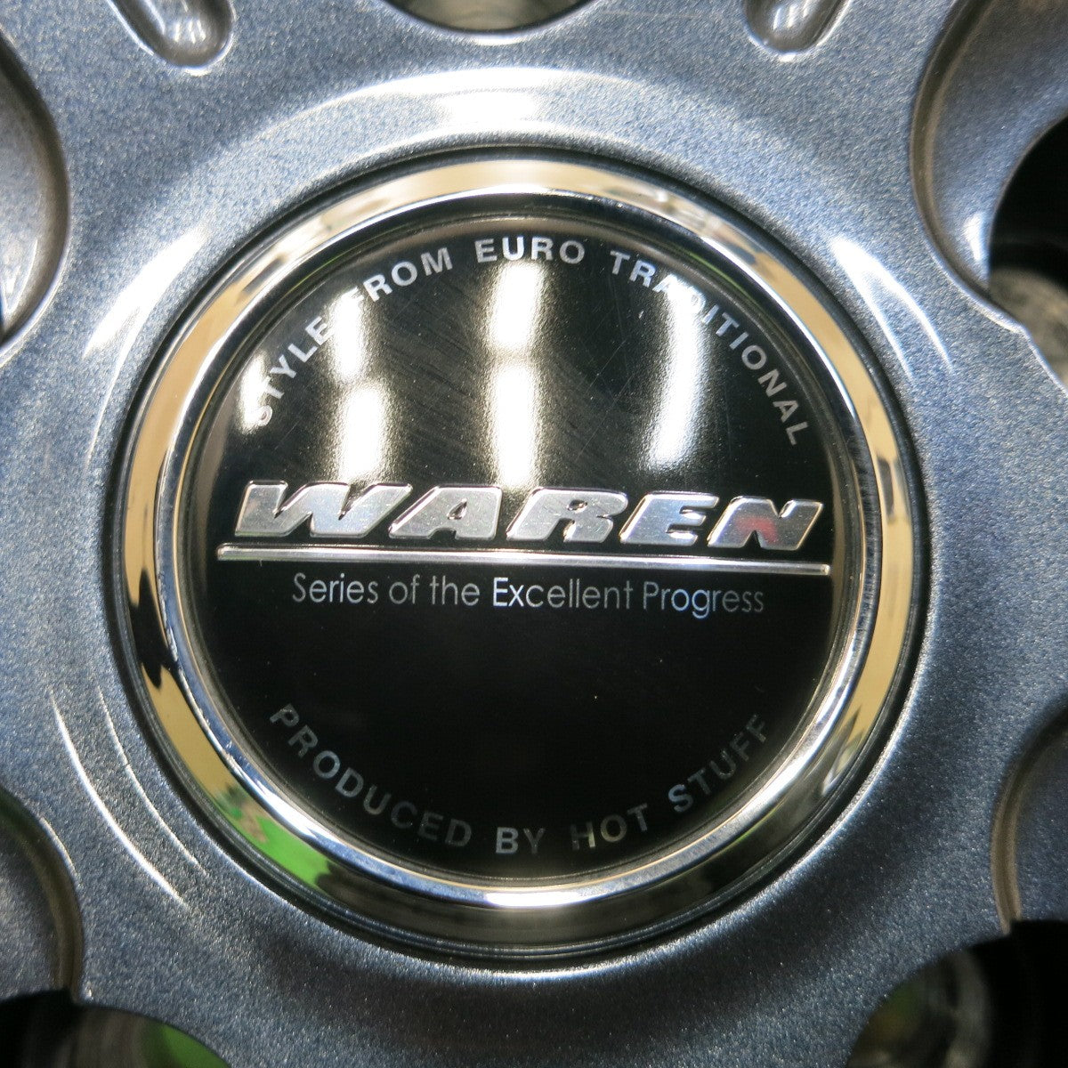 *送料無料* 超バリ溝！22年！キレイ！ほぼ10分★スタッドレス 195/45R17 ヨコハマ アイスガード iG60 WAREN ヴァーレン 17インチ PCD114.3/5H★4021707イス