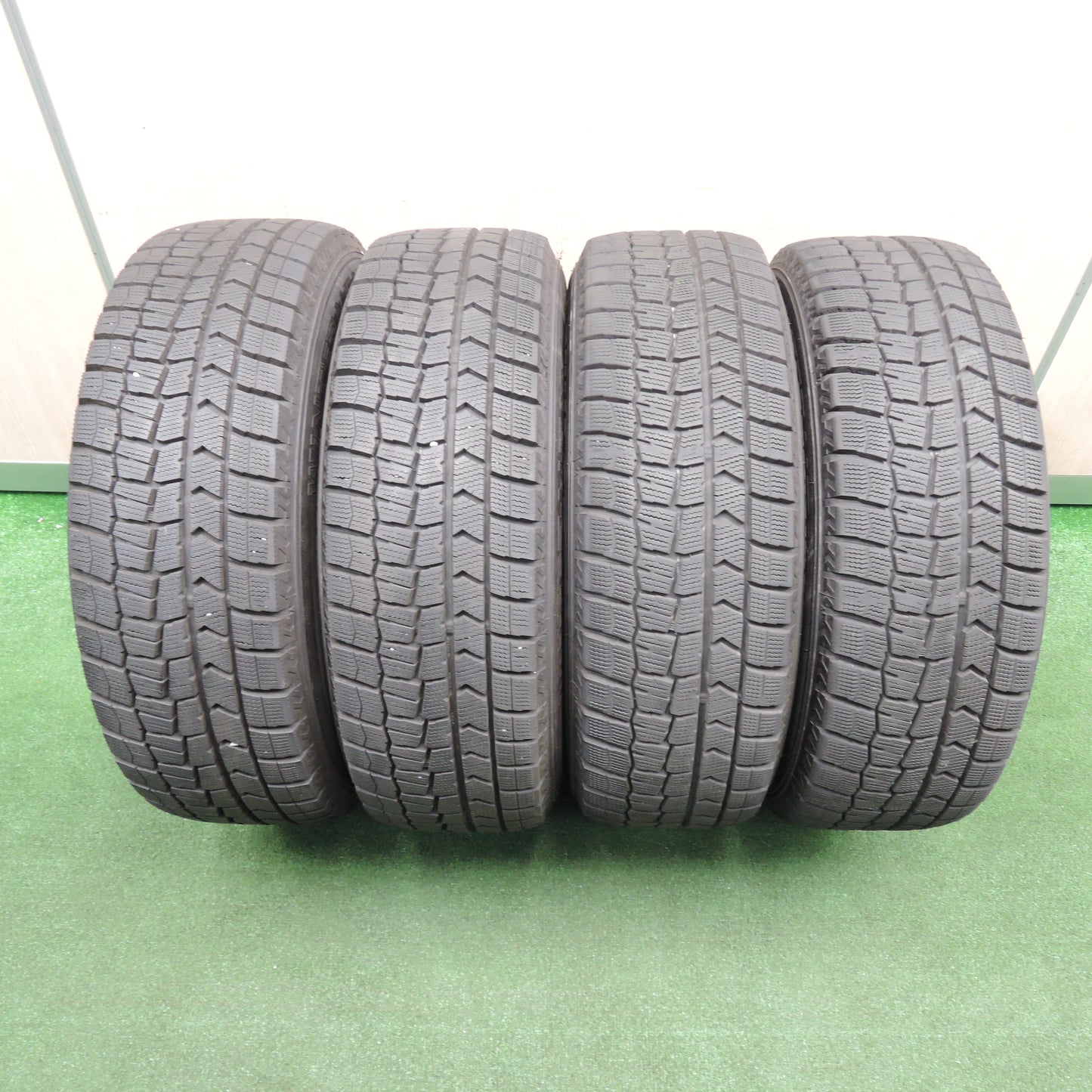 *送料無料*バリ溝！22年！9.5分以上★スタッドレス 195/65R15 ダンロップ ウインターマックス WM02 REVERLINE リバーライン 15インチ PCD114.3/5H★3120906TNス