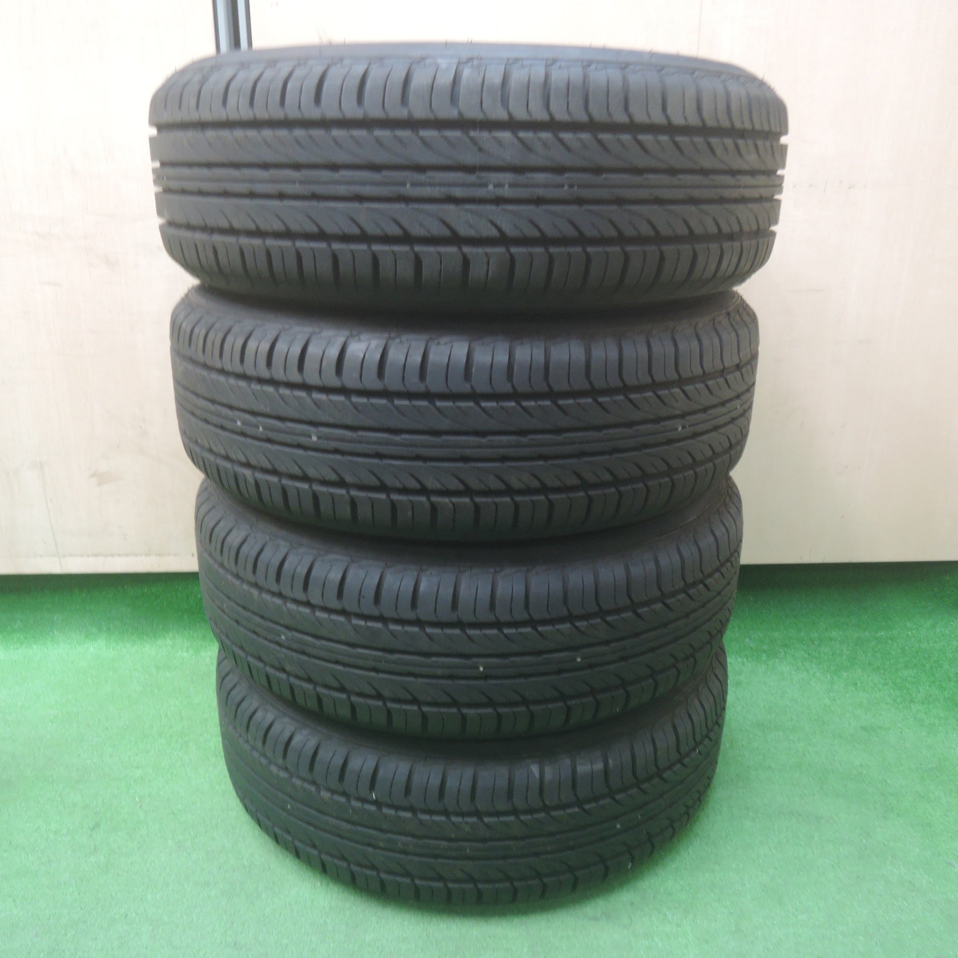 17年 バリ溝！キレイ！9.5分★プリウス 等 185/65R15 スタッドレス ブリヂストン ブリザック VRX INVERNO 15インチ PCD100/5H★