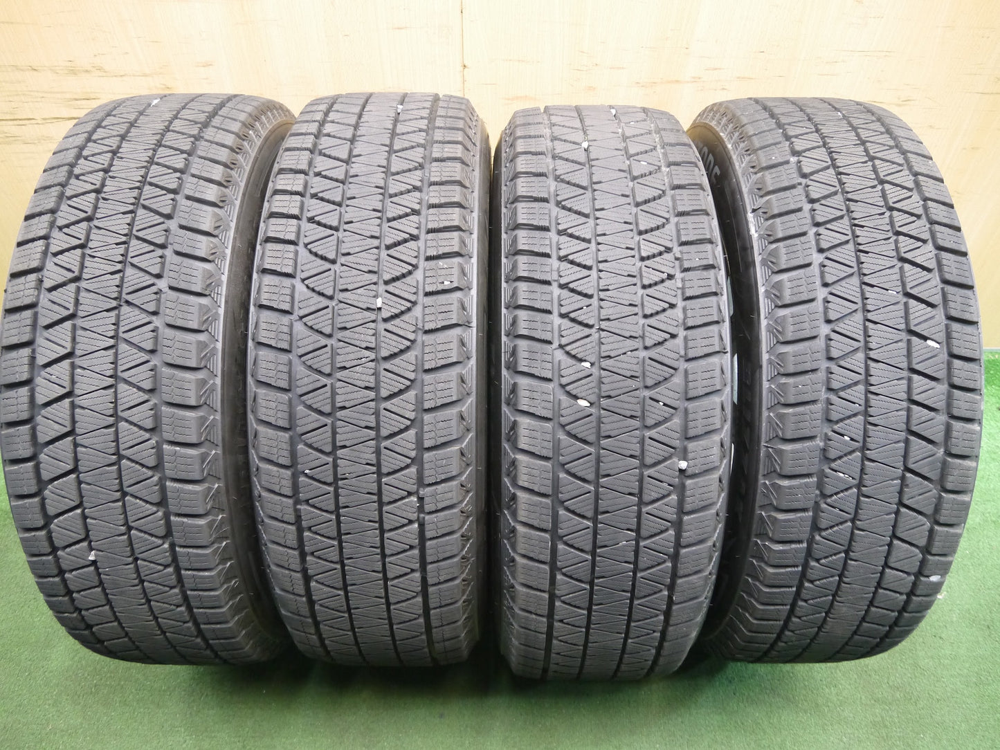 [送料無料]バリ溝！21年！キレイ！9.5分★スタッドレス 225/65R17 ブリヂストン ブリザック DM-V3 WAREN HOTSTUFF ヴァーレン 17インチ PCD114.3/5H★3021503クス