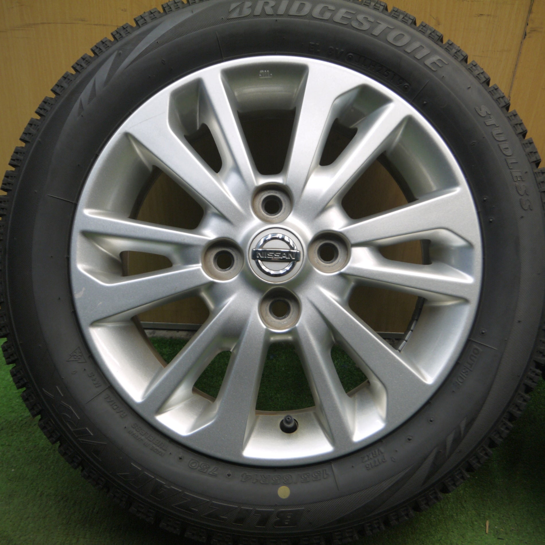 日産デイズルークス純正ホイールタイヤブリジストン① BRIDGESTONE タイヤ新品 日産 デイズルークス 純正 14*4.5J+46