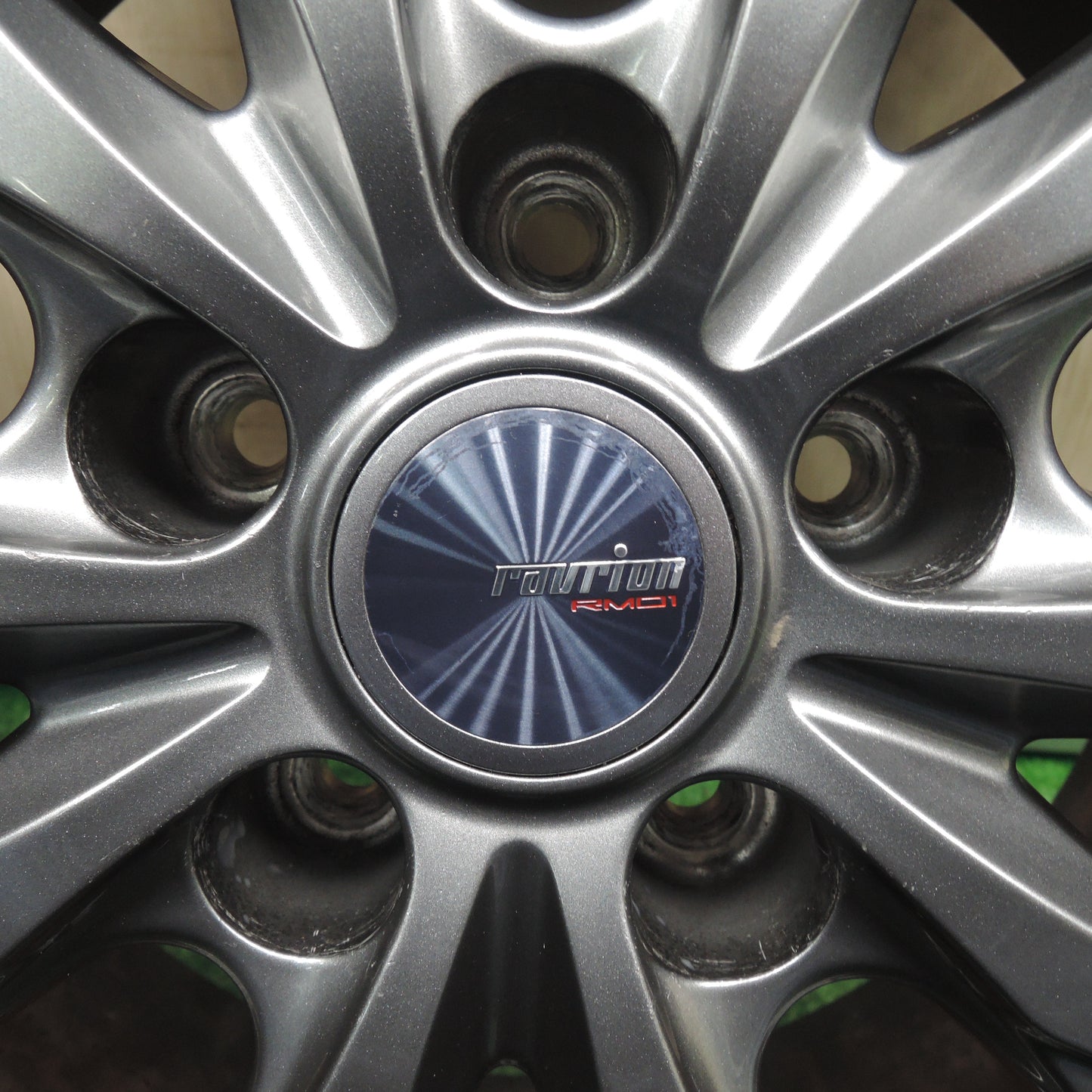*送料無料*キレイ★スタッドレス 205/55R16 ブリヂストン ブリザック VRX ravrion RM01 ラブリオン 16インチ PCD114.3/5H★3111408NJス