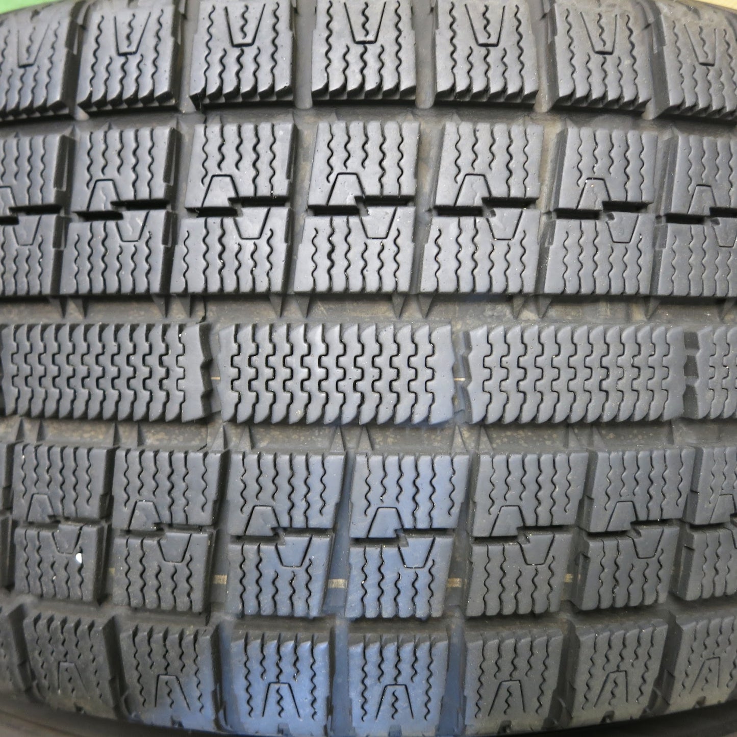 [送料無料]バリ溝！9.5分★スタッドレス 225/55R17 トーヨー ガリット G5 タイヤ 17インチ アルファード ヴェルファイア フーガ 等★3062115Hスタ