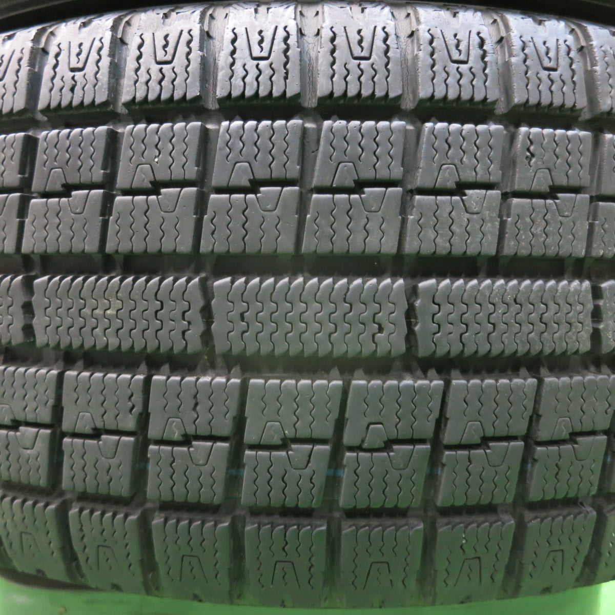 *送料無料*バリ溝！キレイ！9.5分★ホンダ ヴェゼル 純正 ENKEI 215/55R17 スタッドレス トーヨー ガリット G5 17インチ PCD114.3/5H★3111701イス