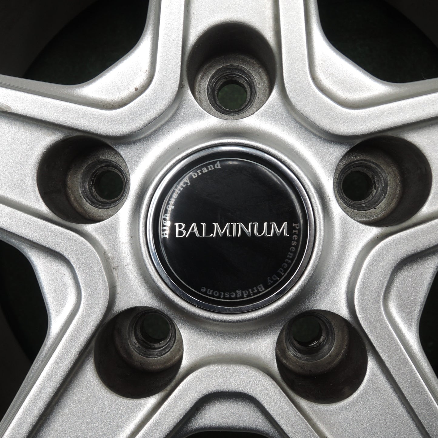*送料無料* キレイ！21年★スタッドレス 225/65R17 ブリヂストン ブリザック DM-V3 BALMINUM バルミナ 17インチ PCD114.3/5H★4013001NJス