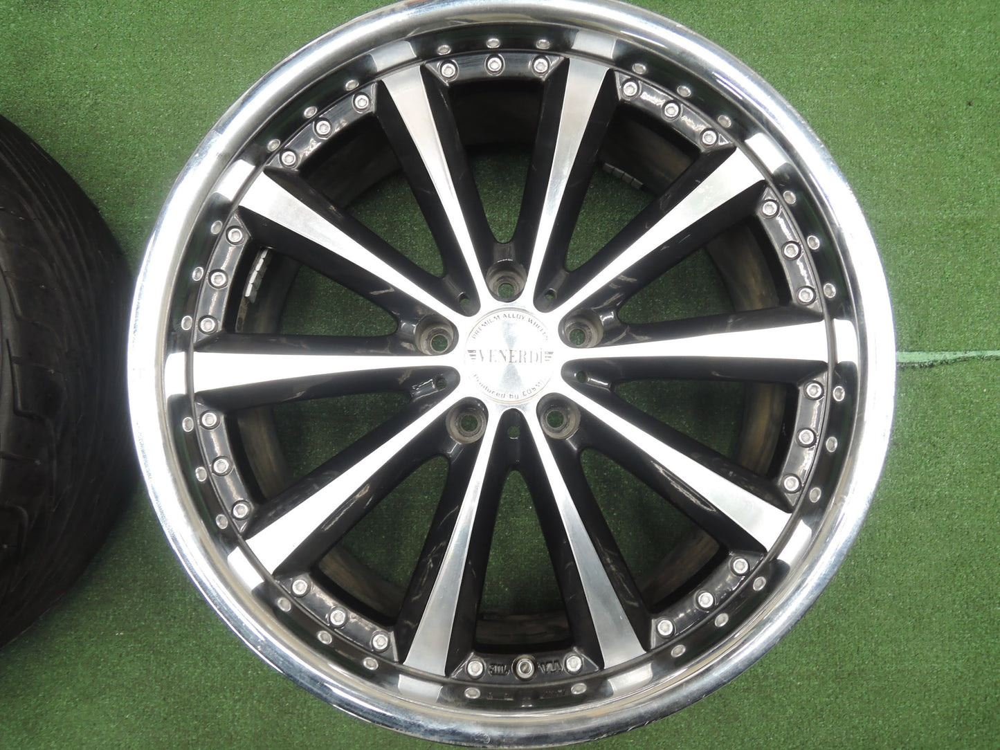 [送料無料]バリ溝！8.5分★215/35R19 245/35R19 VENERDi COSMIC トライアングル TR968 ブリヂストン ERGLANZ EG-1 ヴェネルディ PCD114.3/5H★3112510HAノ