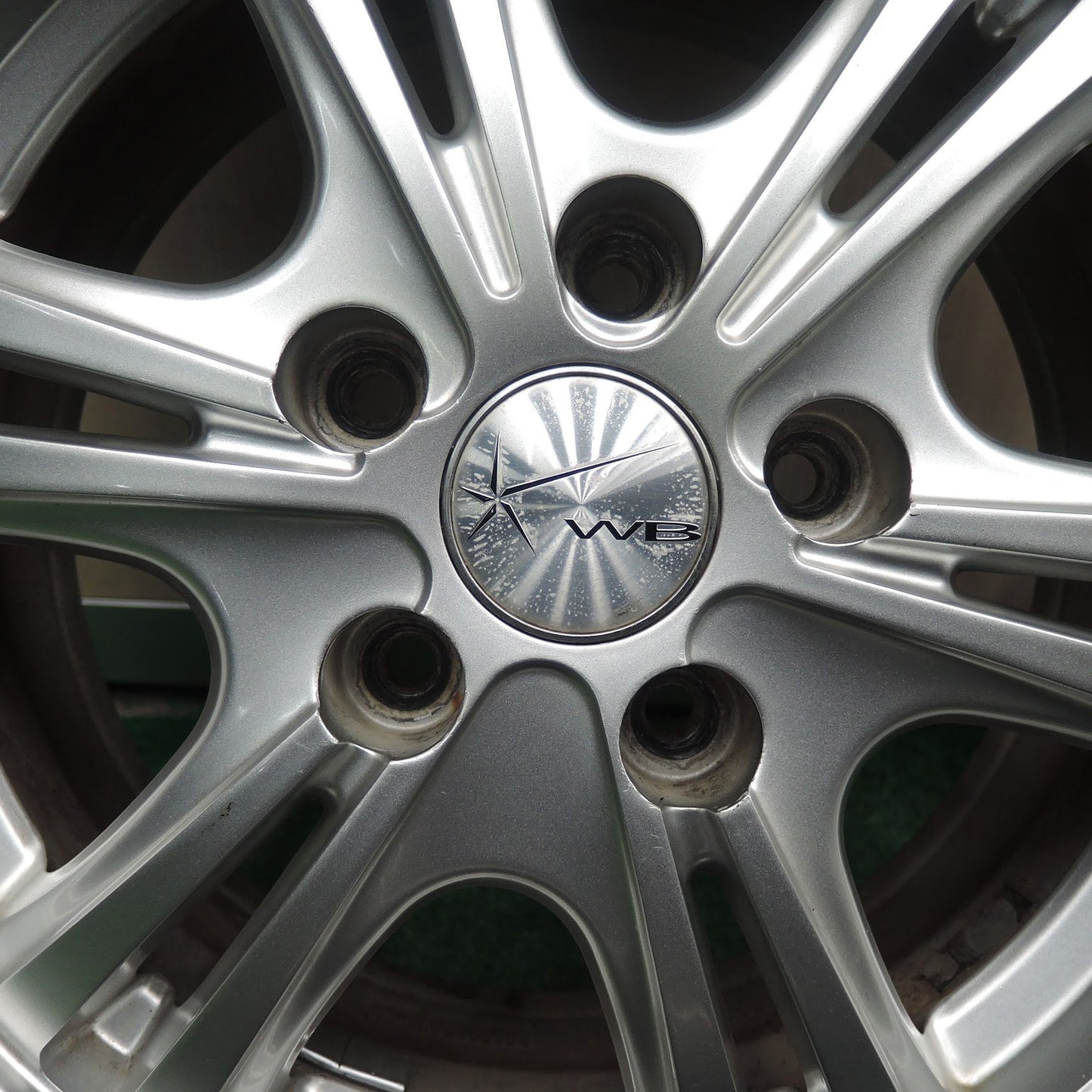 [送料無料] バリ溝！キレイ！9.5分★スタッドレス 195/65R15 ヨコハマ アイスガード iG50 プラス WB 社外 アルミ PCD114.3/5H★3120105TNス