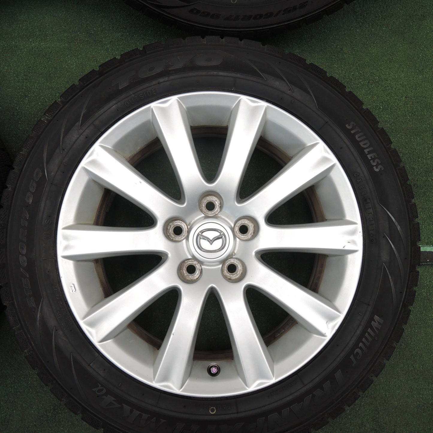 *送料無料* バリ溝！9.5分★マツダ MPV 純正 215/60R17 スタッドレス トーヨー ウインター トランパス MK4α 17インチ PCD114.3/5H★4030103TNス