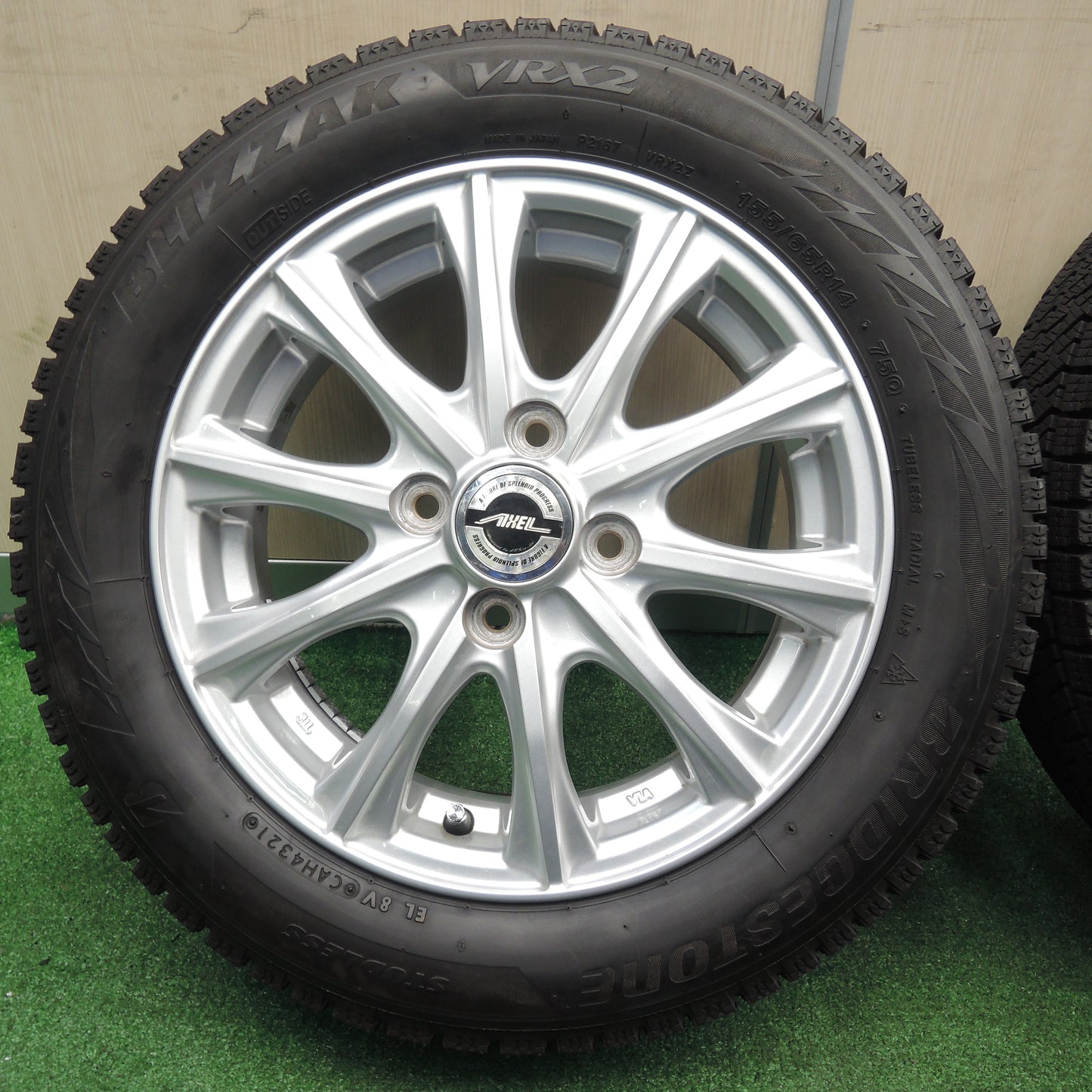 *送料無料*バリ溝！21年！キレイ！9分★スタッドレス 155/65R14 ブリヂストン ブリザック VRX2 AXEL アクセル 14インチ PCD100/4H★3111714NJス