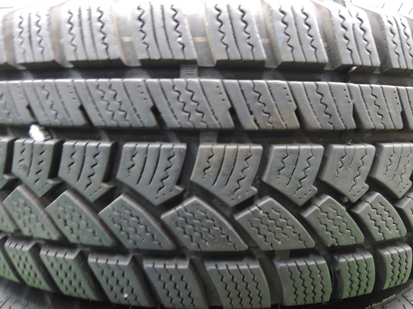 [送料無料]バリ溝！20年！9.5分★マツダ アクセラ 純正 スチール 195/65R15 スタッドレス ハイフライWin-turi212 PCD114.3/5H★3112514HAス
