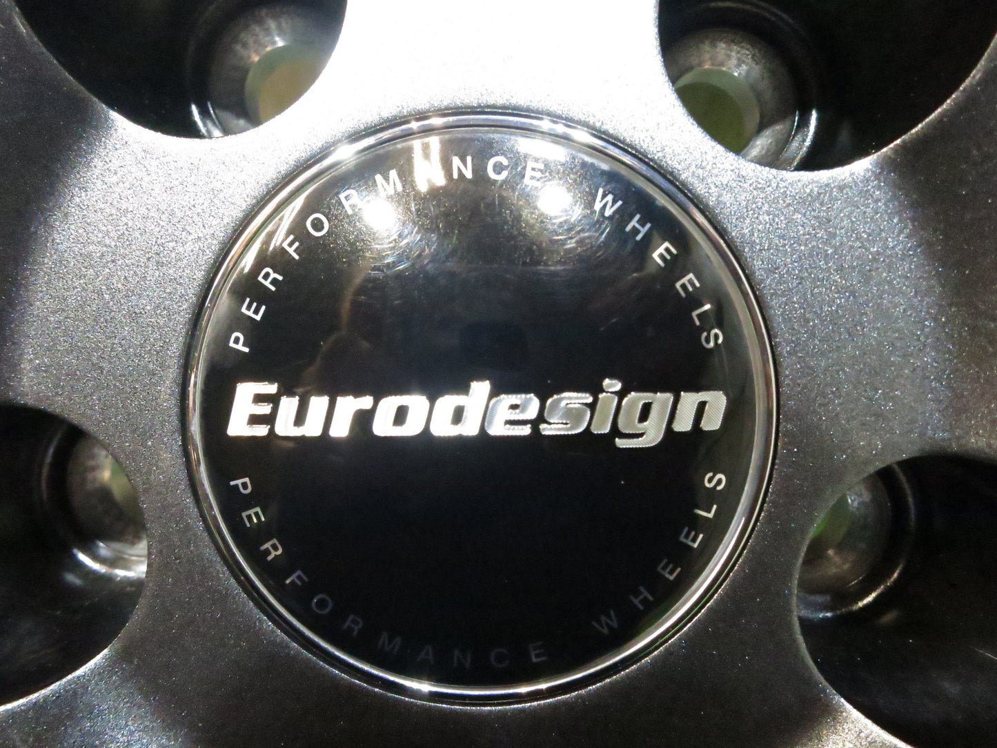 [送料無料]21年 バリ溝！綺麗★アウディ等 205/55R16 スタッドレス ノキアン ハッカペリッタR2 Eurodesign ユーロデザイン 16インチ PCD112/5H★3021016Hス