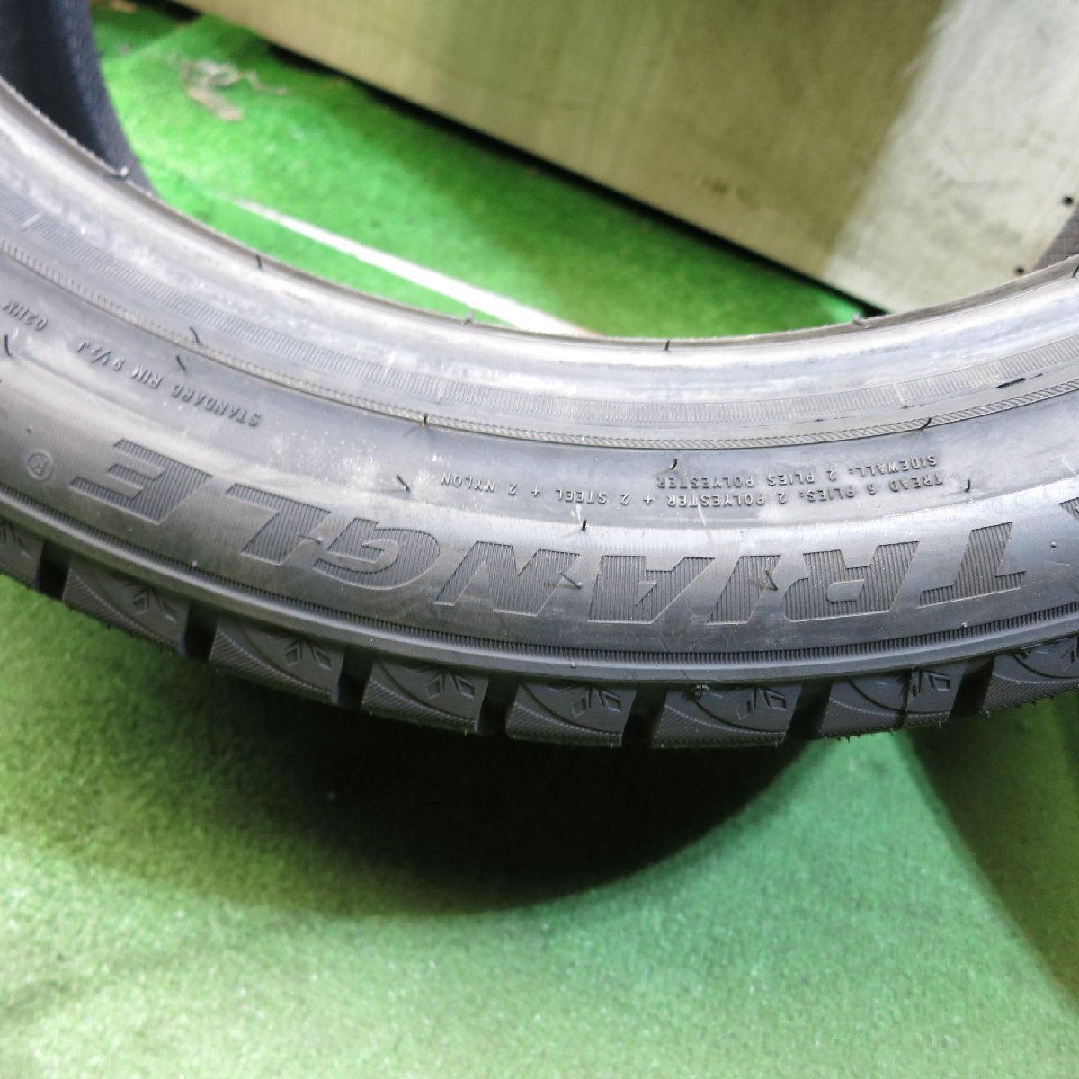 [送料無料]未使用！20年★スタッドレス 275/40R20 トライアングル SNOWLINK タイヤ 20インチ レクサス BMW 等★3062114Hスタ