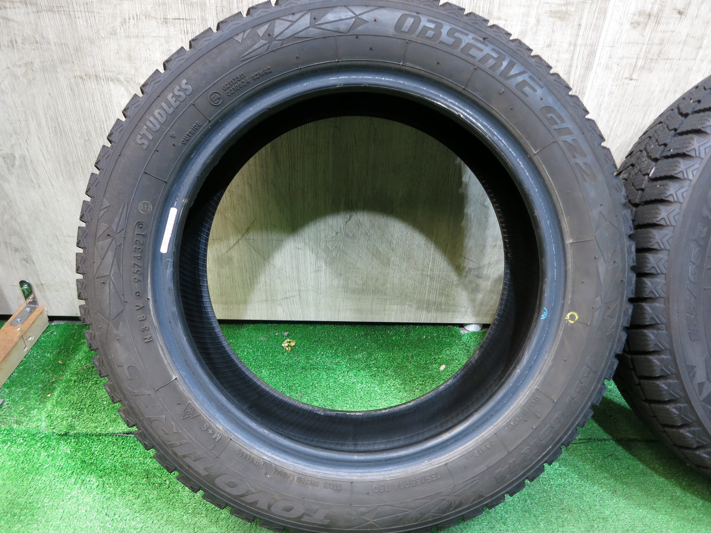 [送料無料]超バリ溝！21年！ほぼ10分★スタッドレス 155/65R14 トーヨー オブザーブ GIZ2 14インチ タイヤ スペーシア ワゴンR ムーブ タント 等★2103101Hスタ