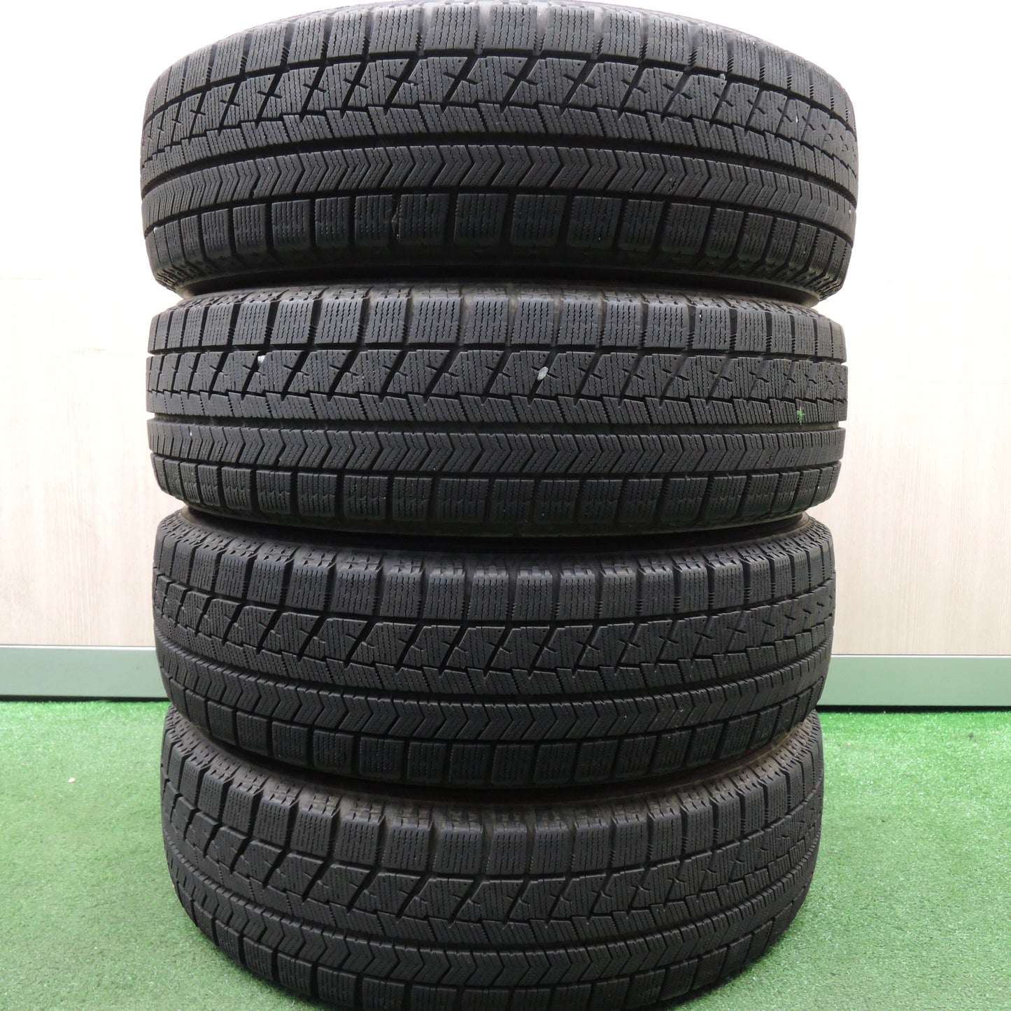 *送料無料*キレイ★WAREN 155/65R14 スタッドレス ブリヂストン ブリザック VRX ヴァーレン 14インチ PCD100/4H★4010613HAス