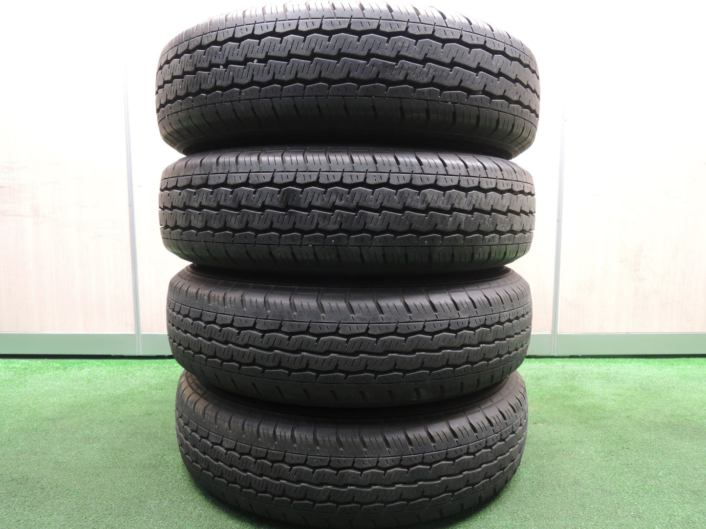 [送料無料]バリ溝！9.5分★日産 バネット 純正 スチール 165/80R14 91/90N トーヨー H05 14インチ PCD114.3/4H★3110202HAノ