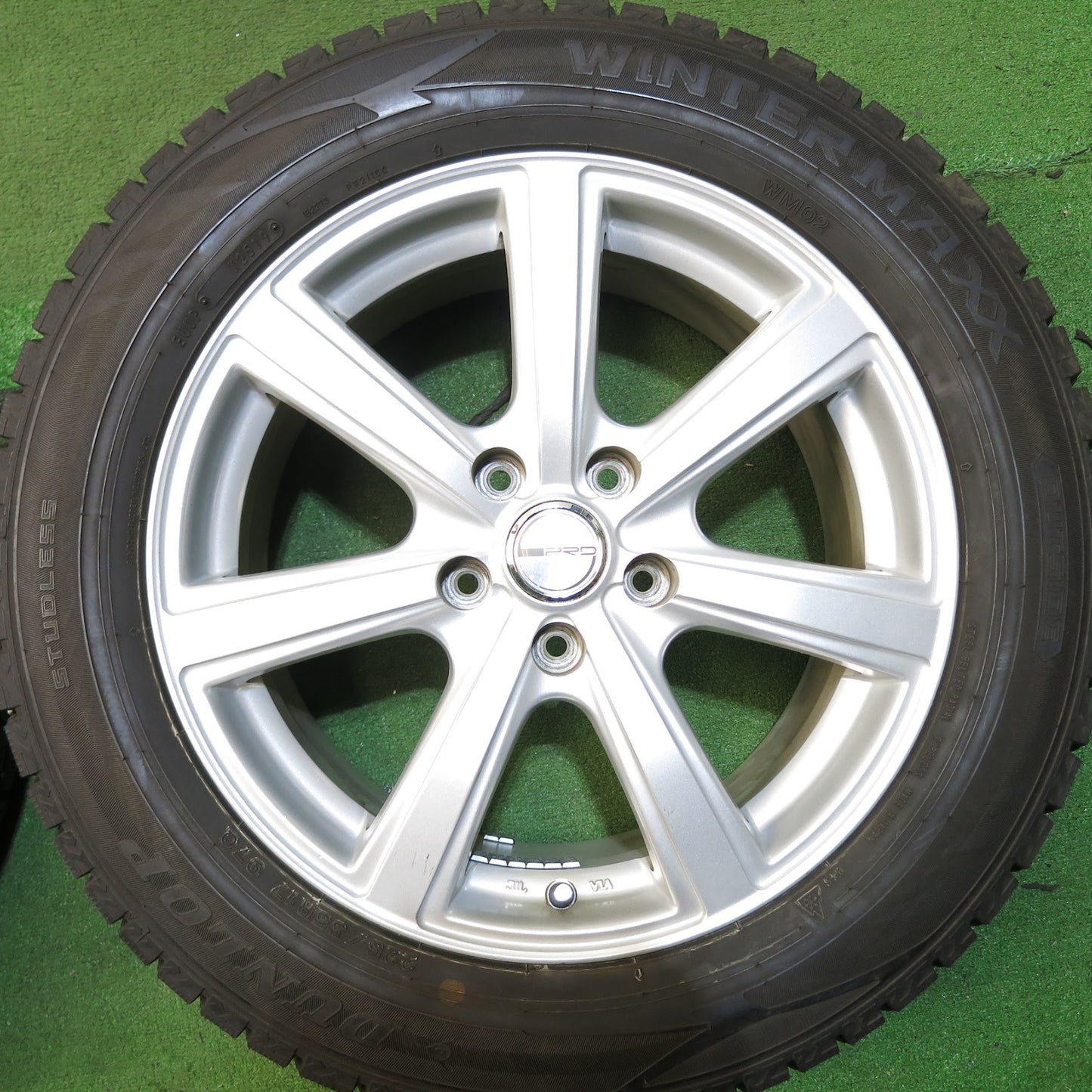 [送料無料]バリ溝！19年！キレイ！9.5分★スタッドレス 225/55R17 ダンロップ ウインターマックス WM02 PRD 社外 アルミ 17インチ PCD114.3/5H★3042815Hス