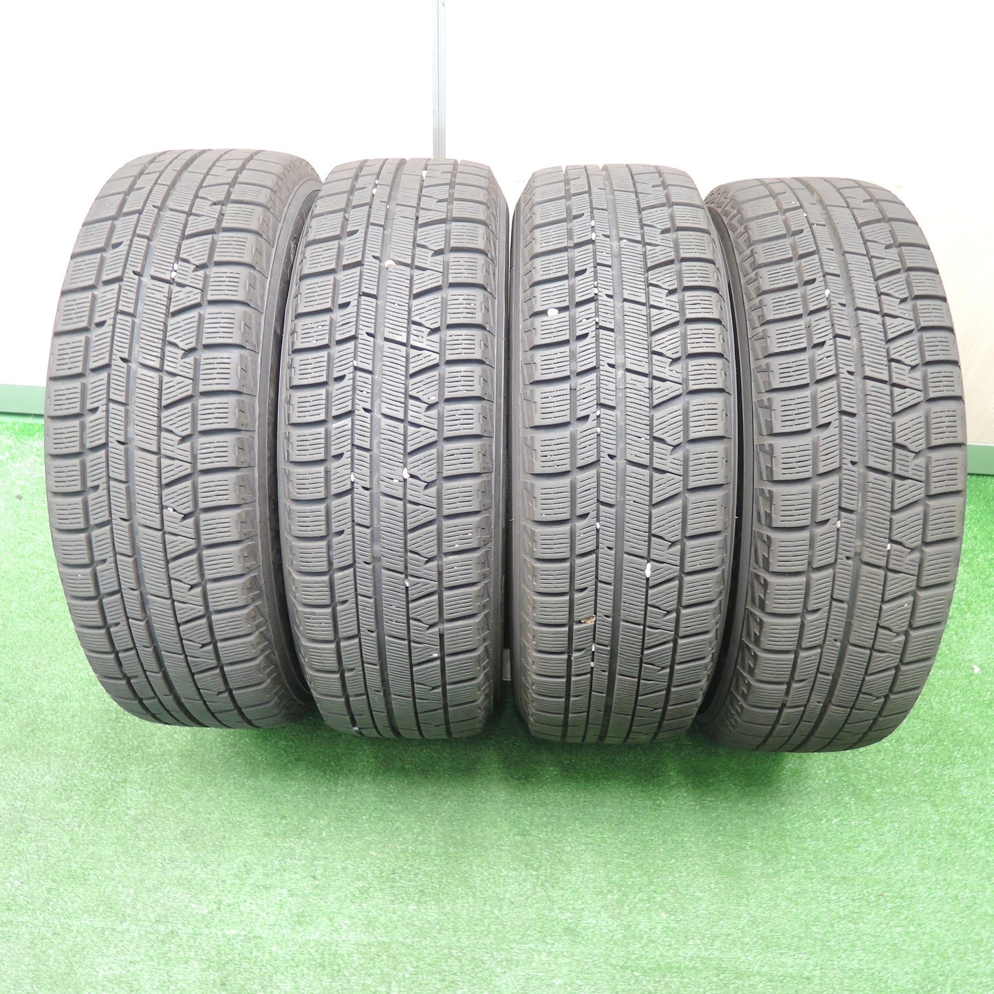 [送料無料]バリ溝！キレイ！9.5分★スタッドレス 195/65R15 ヨコハマ アイスガード iG50 プラス NIRVANA NV ニルバーナ ニルヴァーナ PCD114.3/5H★3101901TNス