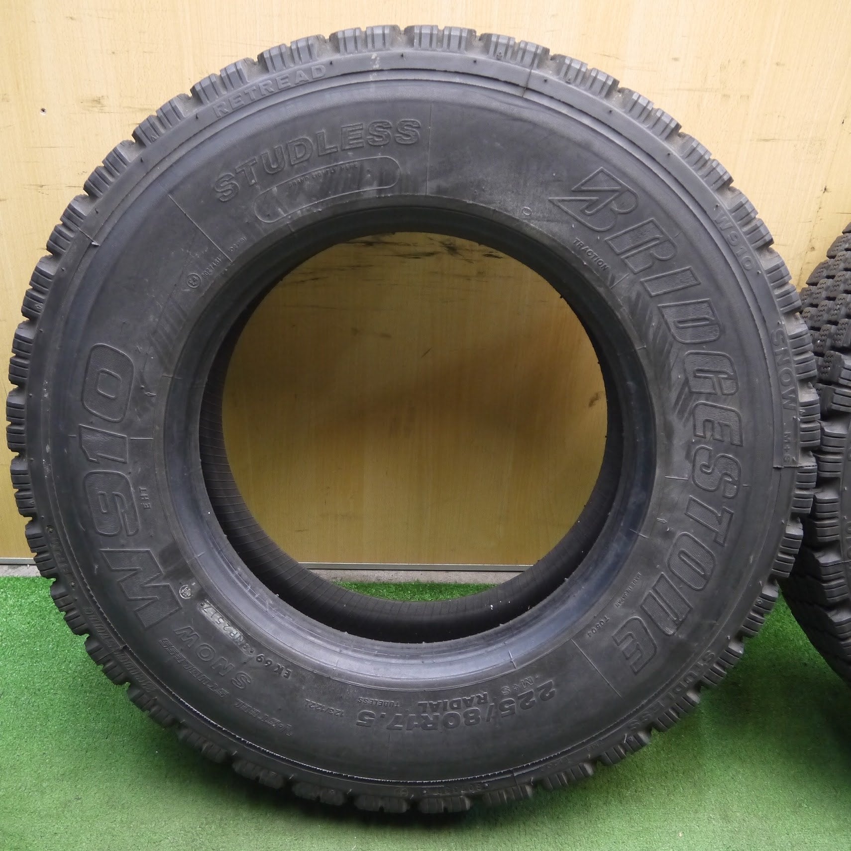 送料無料]2本価格☆トラック 再生 タイヤ 225/80R17.5 123/122L