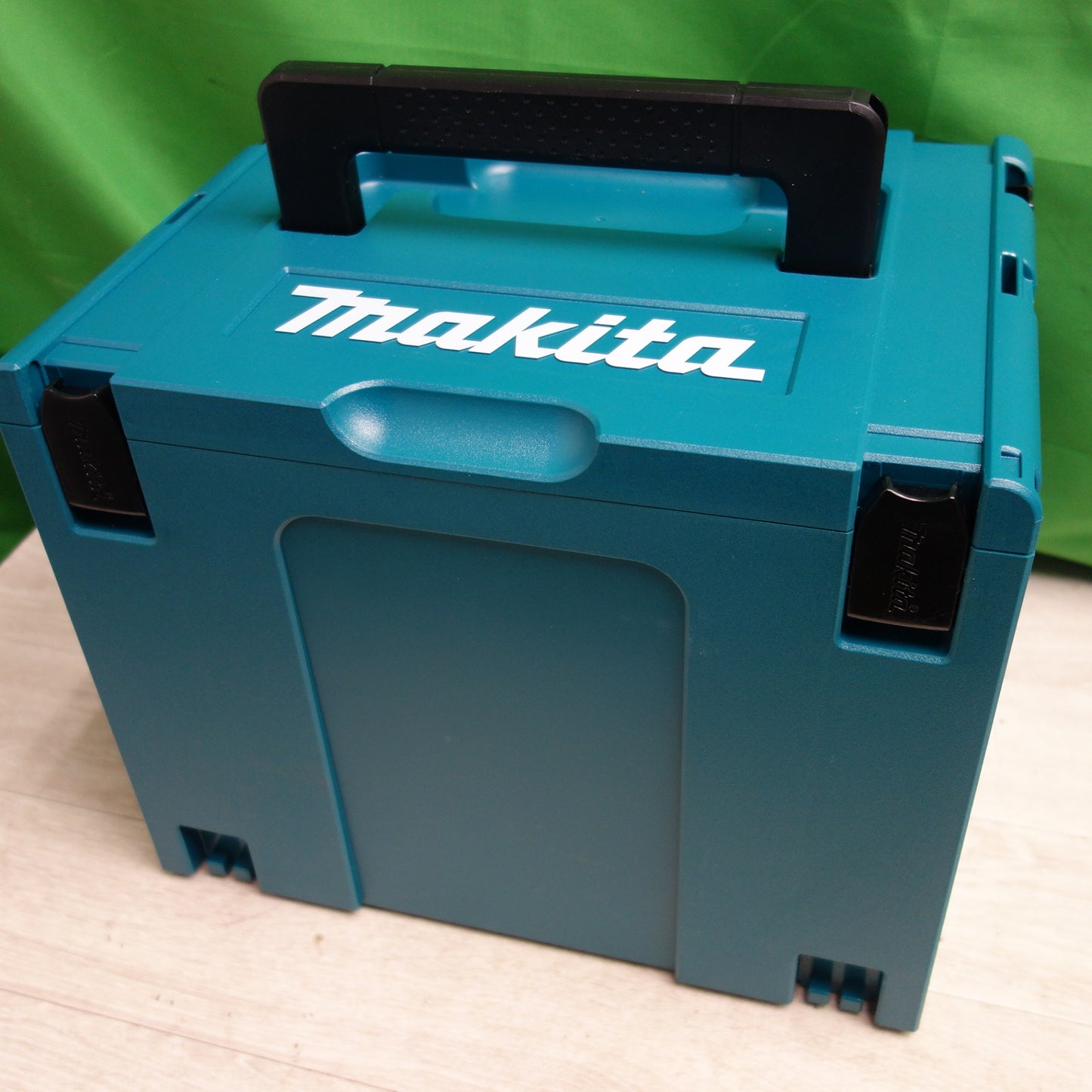 [送料無料] バッテリー2個付き！美品☆マキタ 165mm 充電式 マルノコ HS001G 電動 工具 切断機 丸のこ 丸ノコ 丸鋸☆