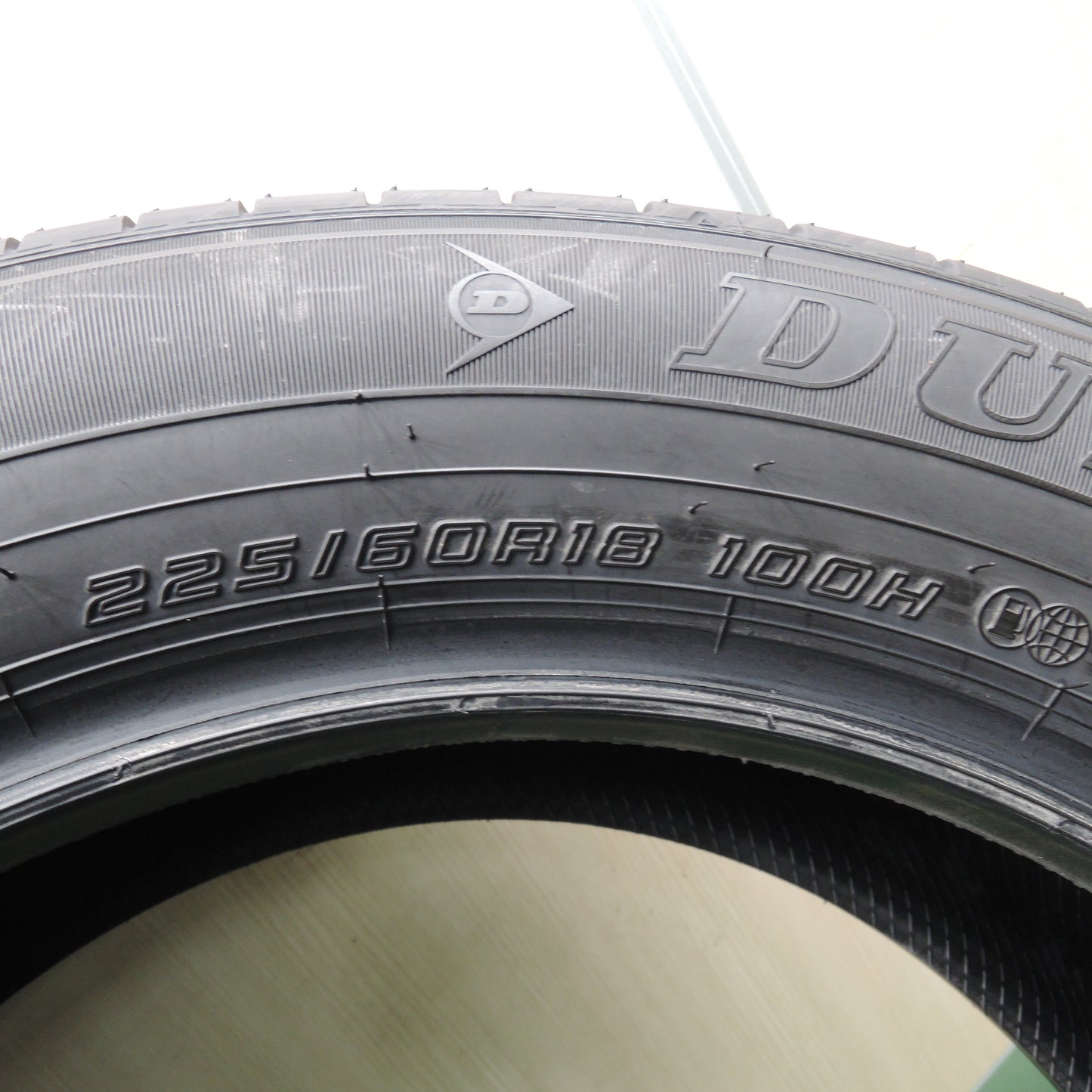 *送料無料*新車外し！21年★225/60R18 ダンロップ グラントレック PT30 タイヤ 18インチ ハリアー RAV4 等★3120904HAノタ