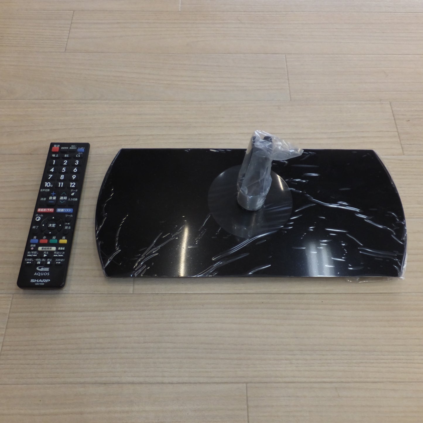 *送料無料*岐阜発★シャープ SHARP 2020年製 液晶カラーテレビ AQUOS 2T-C32AE1　100V～ 65W 50/60Hz　デジタルハイビジョン液晶テレビ★