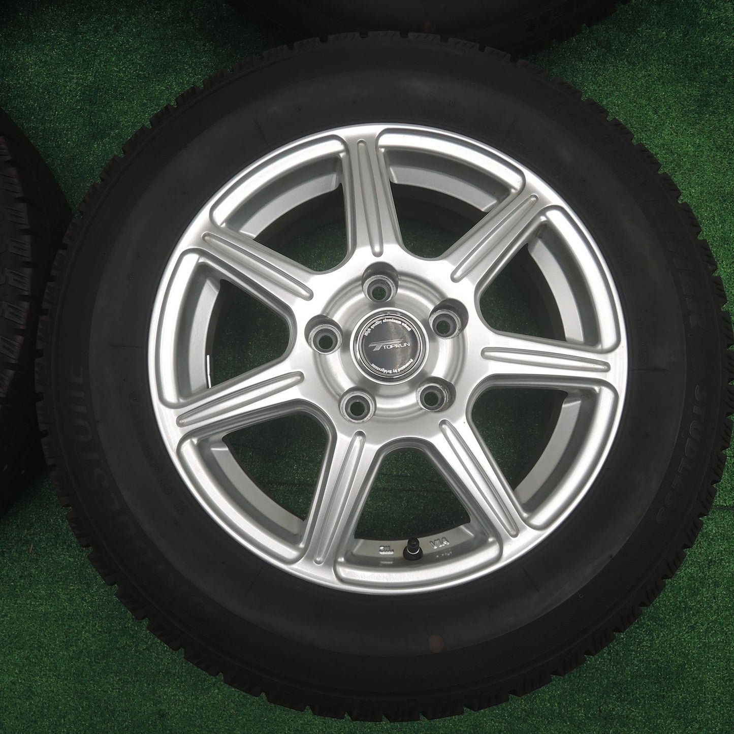 [送料無料]バリ溝！キレイ！9.5分★スタッドレス 195/65R15 ブリヂストン アイスパートナー TOPRUN トップラン 15インチ PCD114.3/5H★3071205SYス