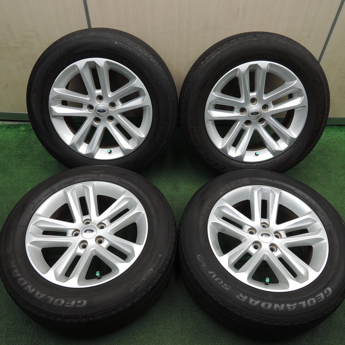 *送料無料*バリ溝！8.5分★フォード エクスプローラー 純正 245/60R18 ヨコハマ ジオランダー SUV 18インチ PCD114.3/5H★3121007HAノ