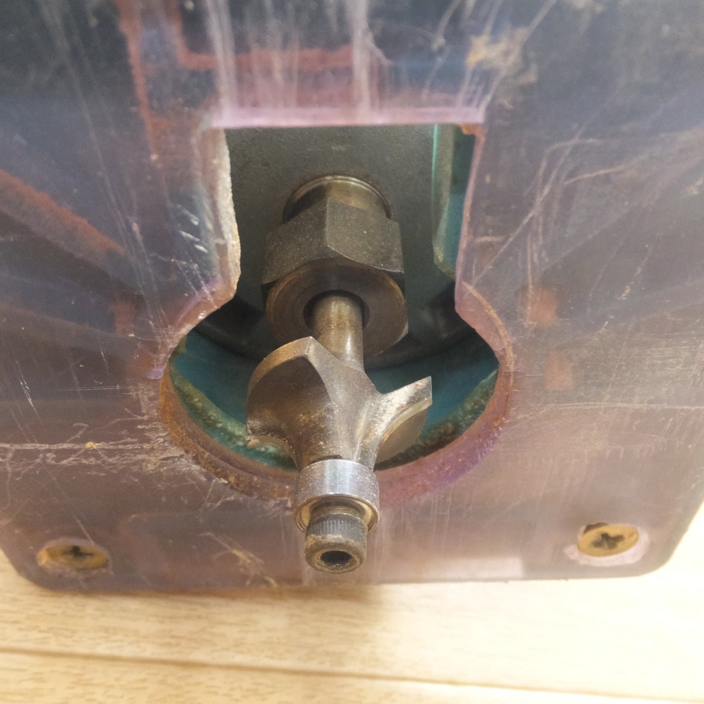 [送料無料] ★マキタ makita トリマ 3700　100V 380W 50-60Hz 4A 30000/min.★
